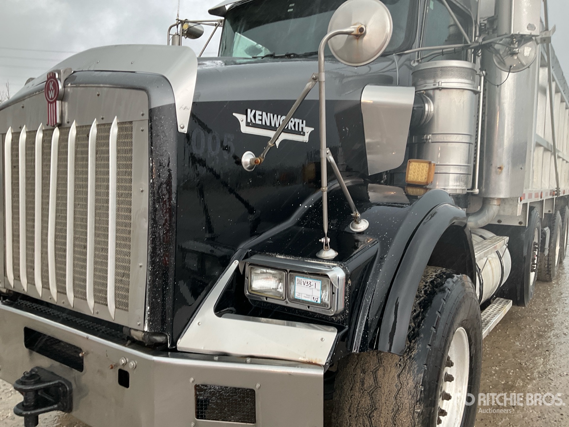 Photo of 2005 Kenworth T800