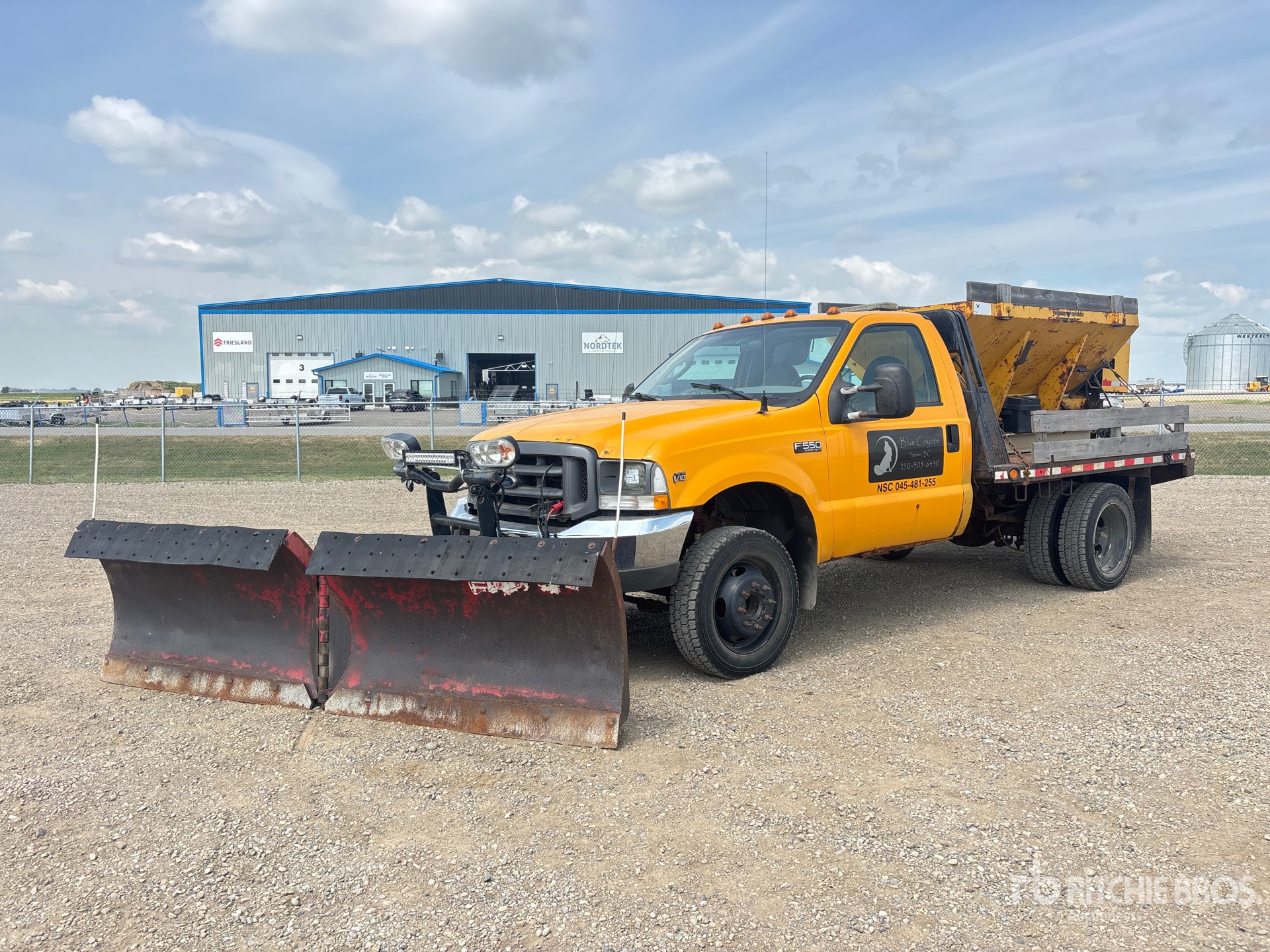 2004 Ford F-550