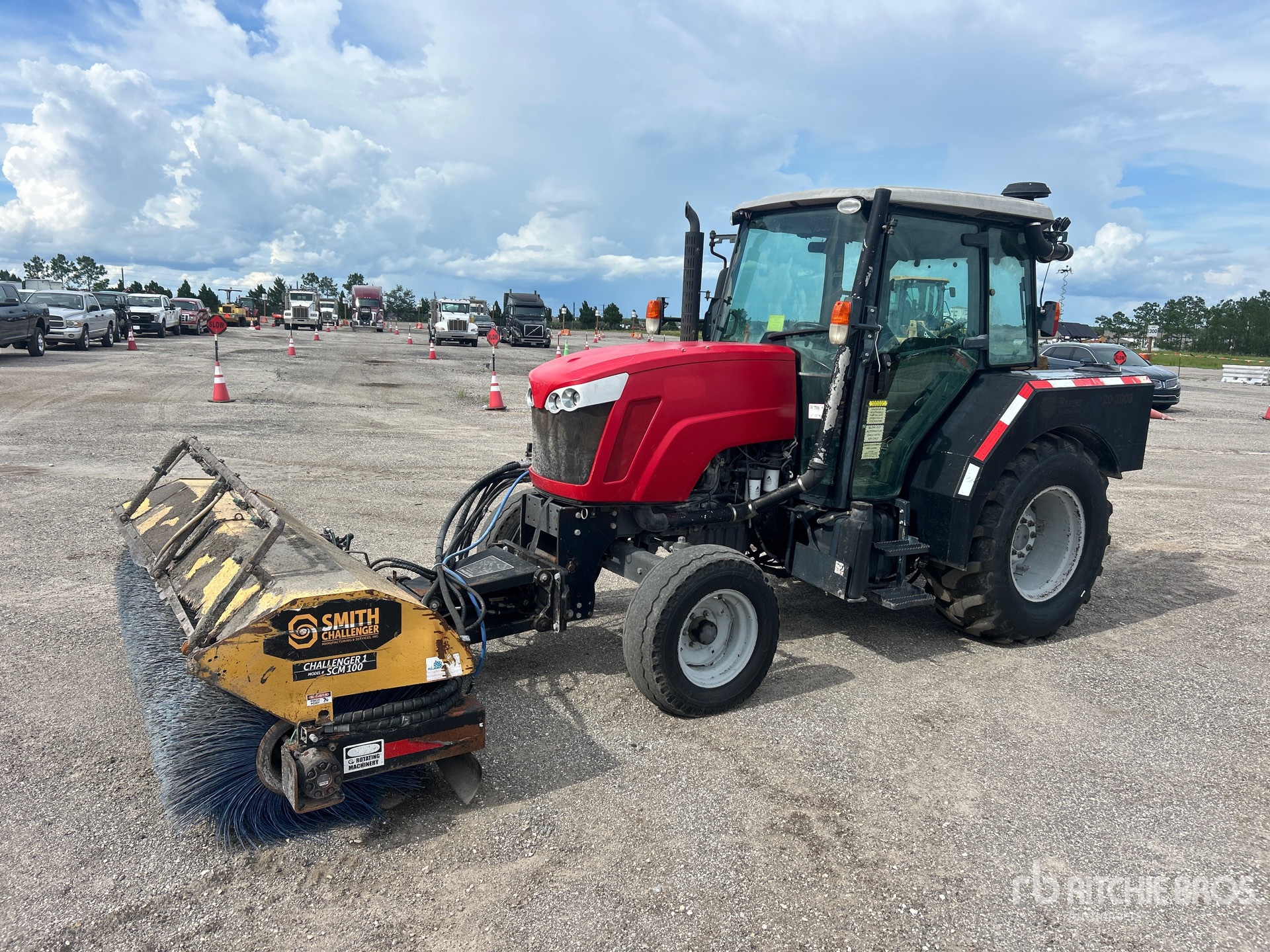 Photo of 2020 Massey Ferguson 4607M