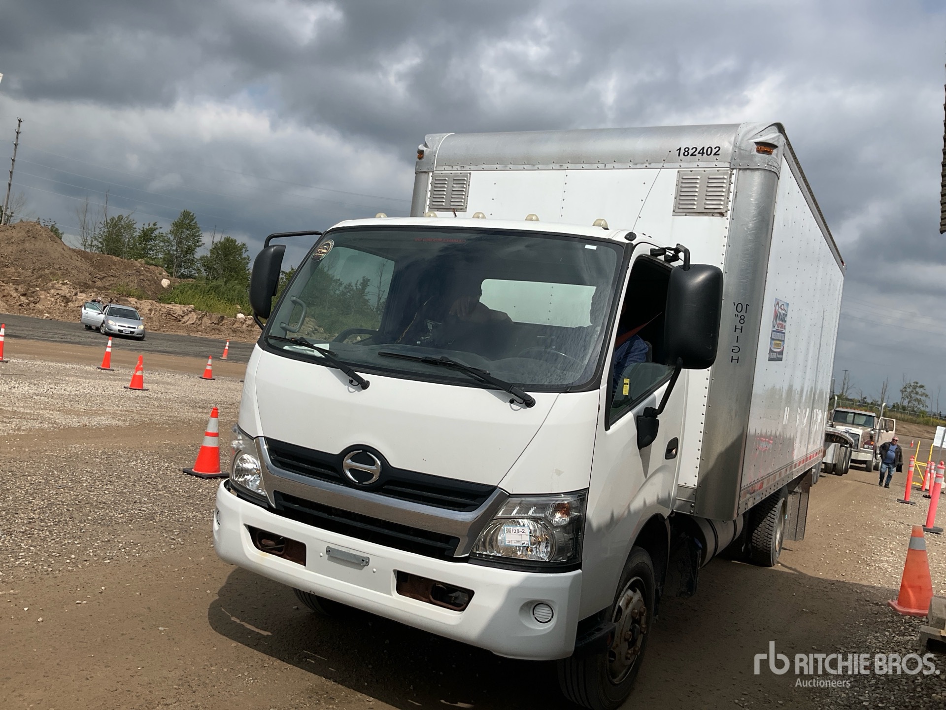 2018 Hino 195