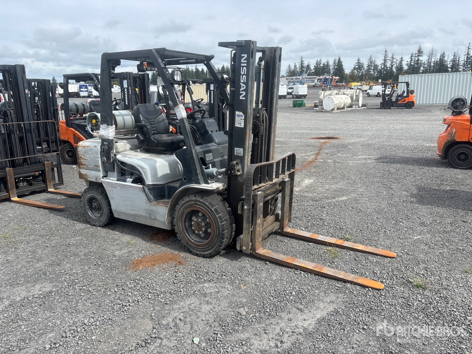 2013 Nissan 6000