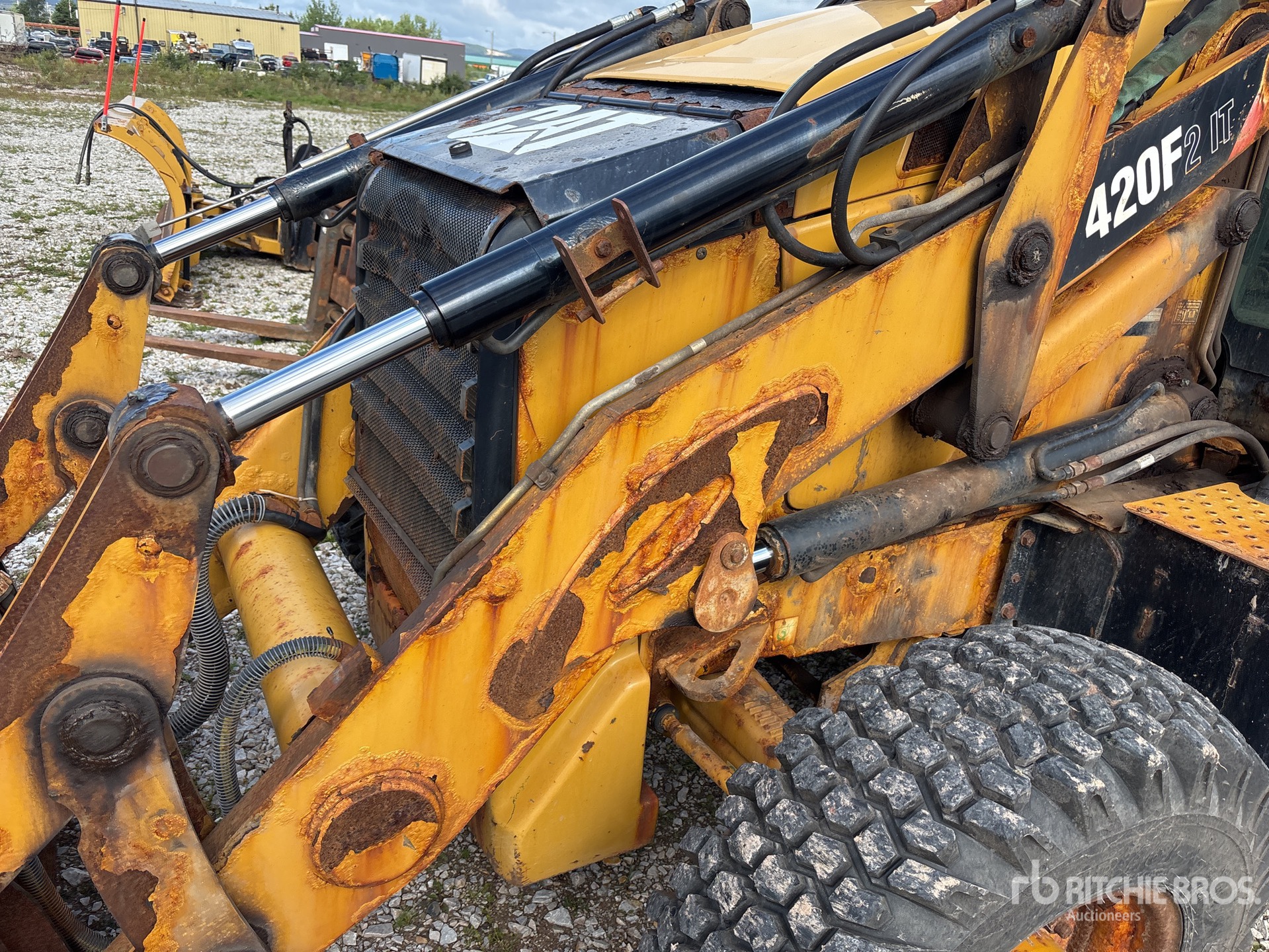2016 Caterpillar 420F2 IT
