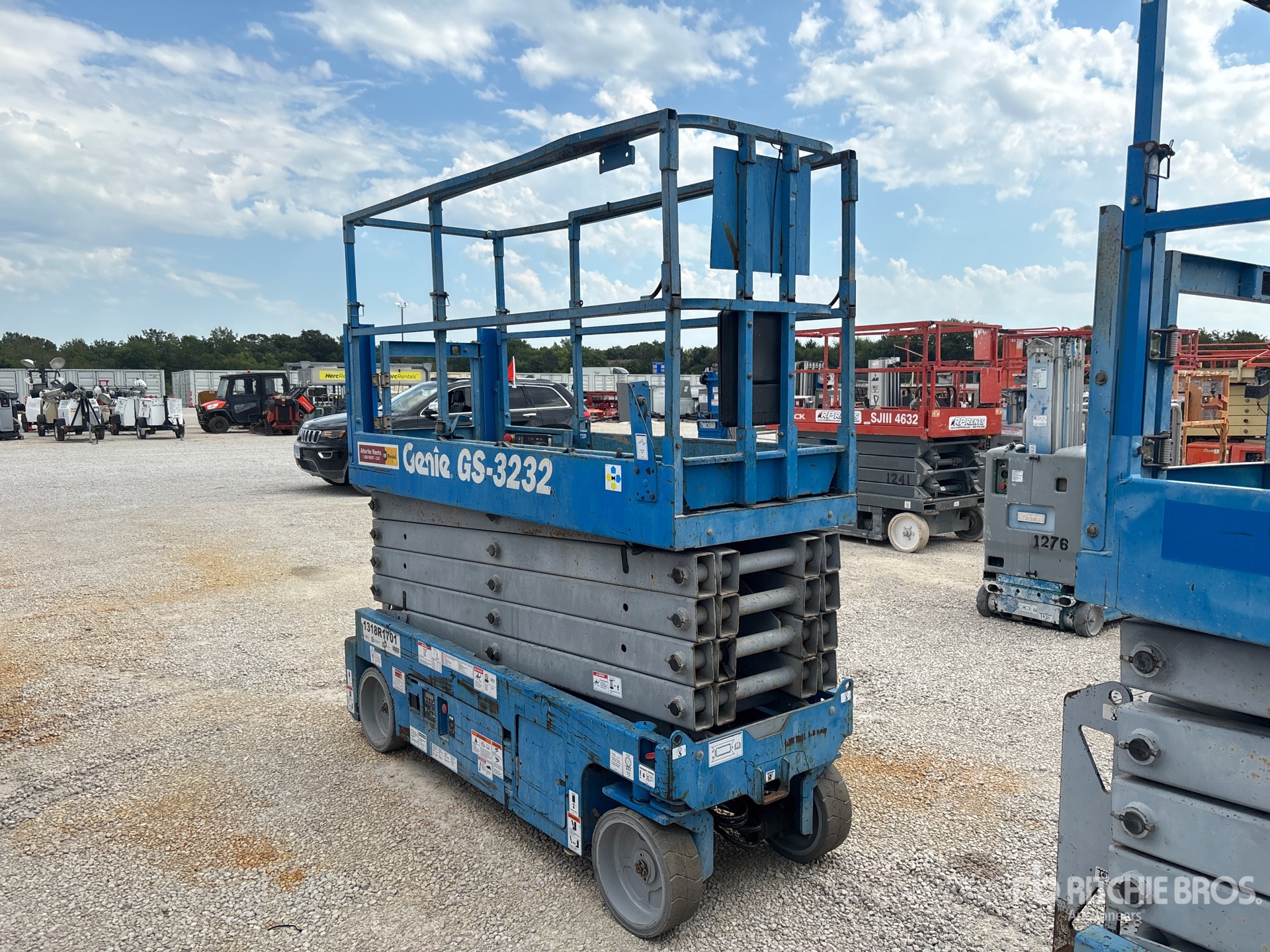 2013 Genie GS-3232