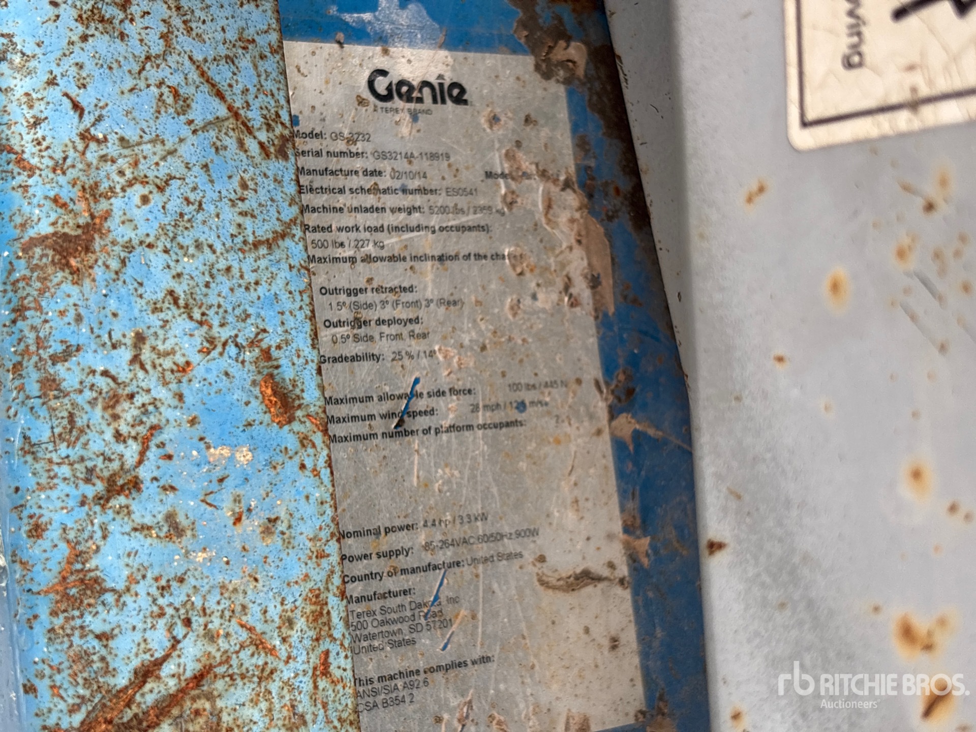 2014 Genie GS-3232
