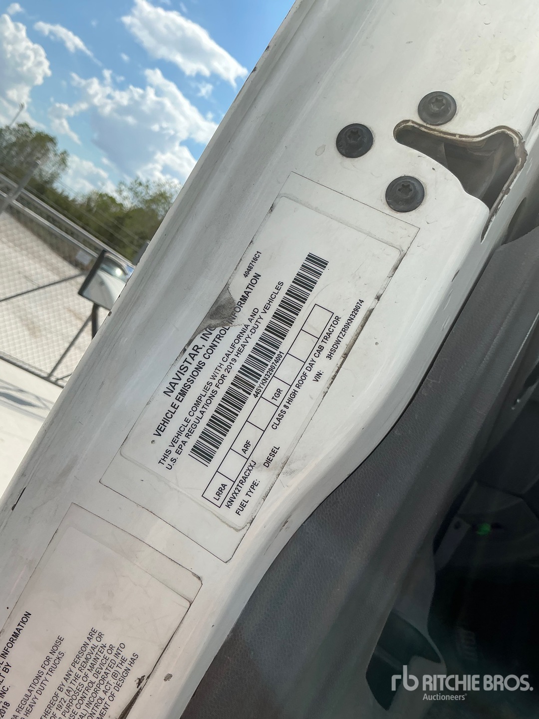 2019 International RH613
