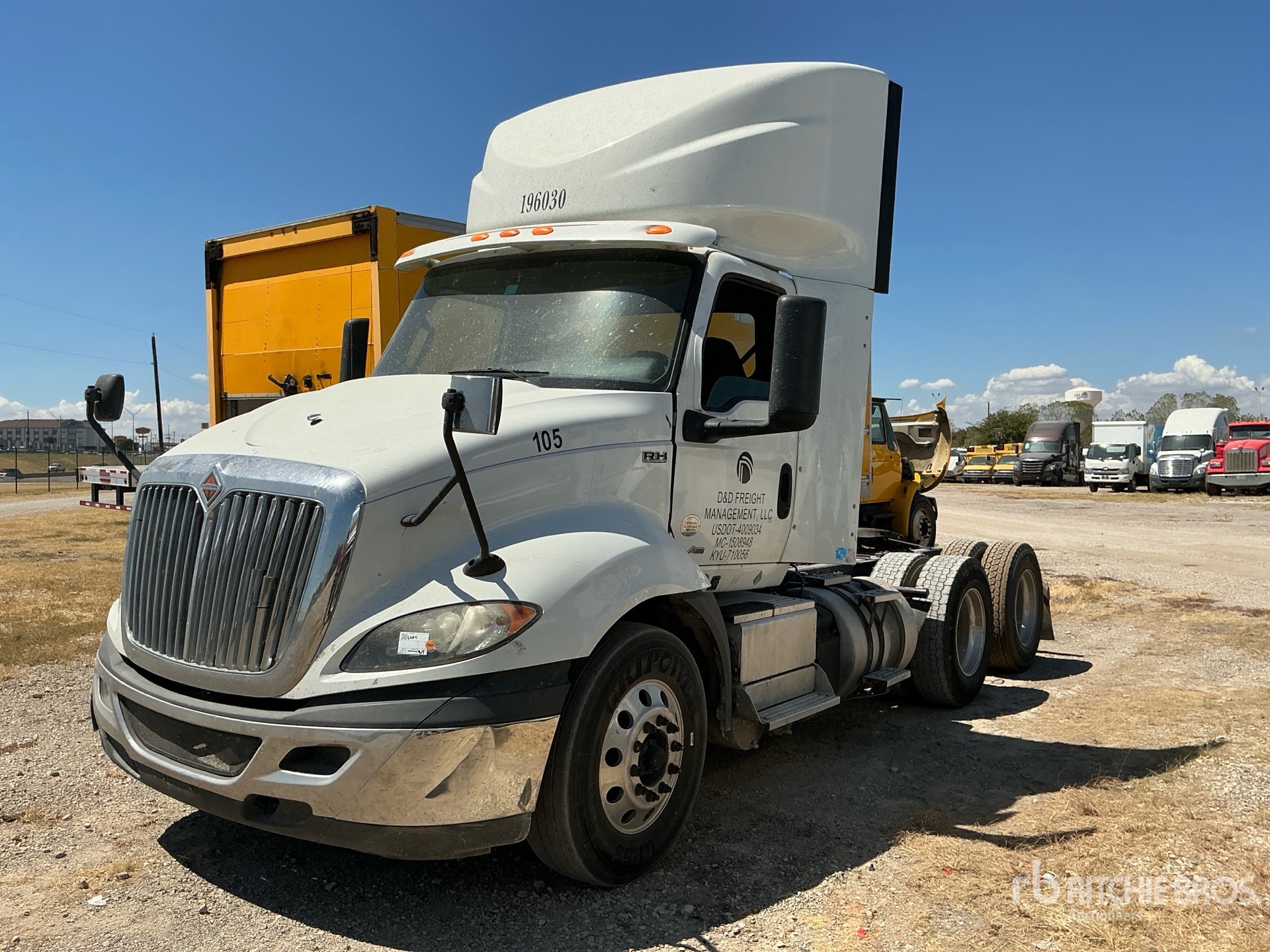 2019 International RH613