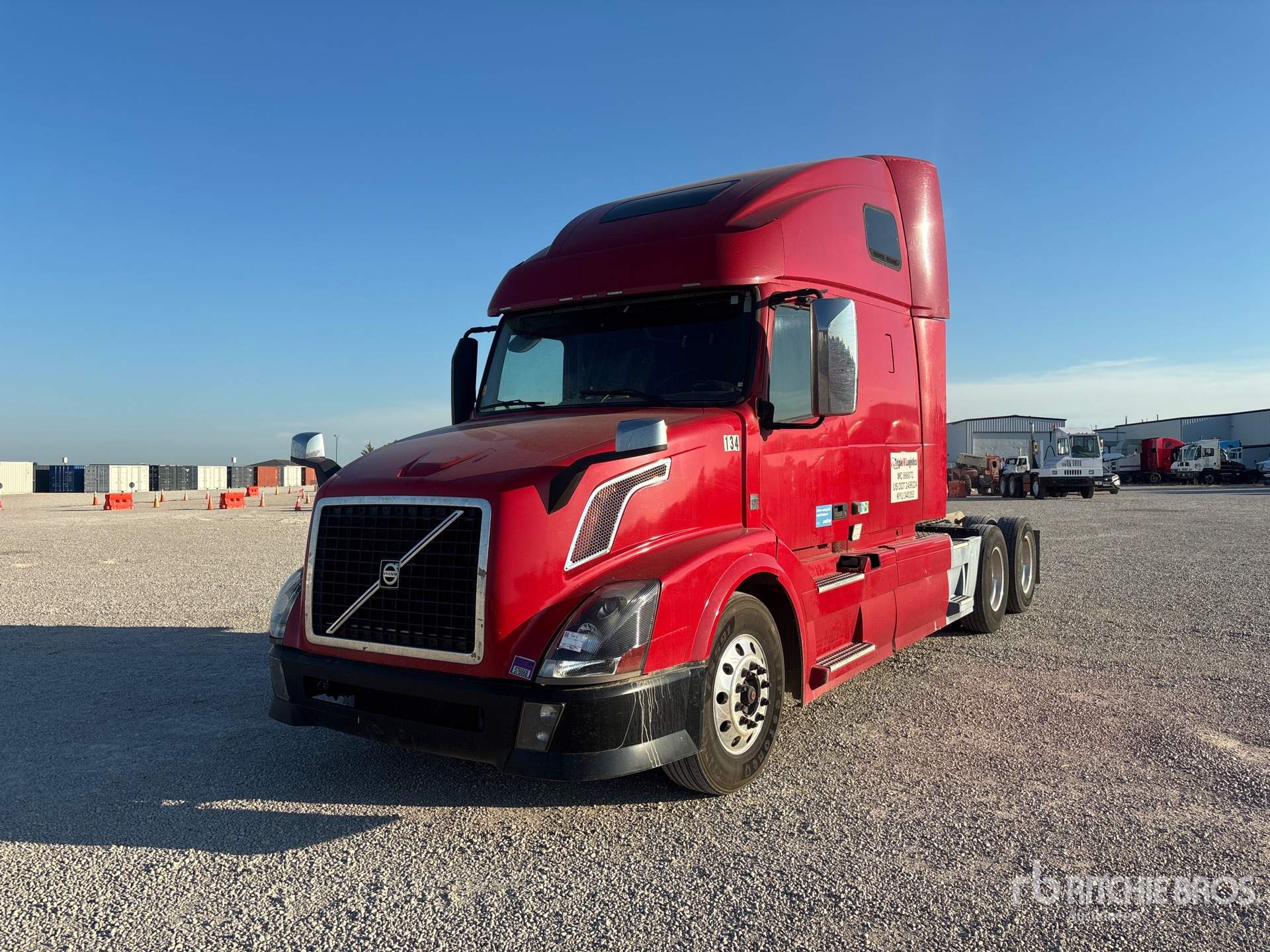 Photo of 2014 Volvo VNL
