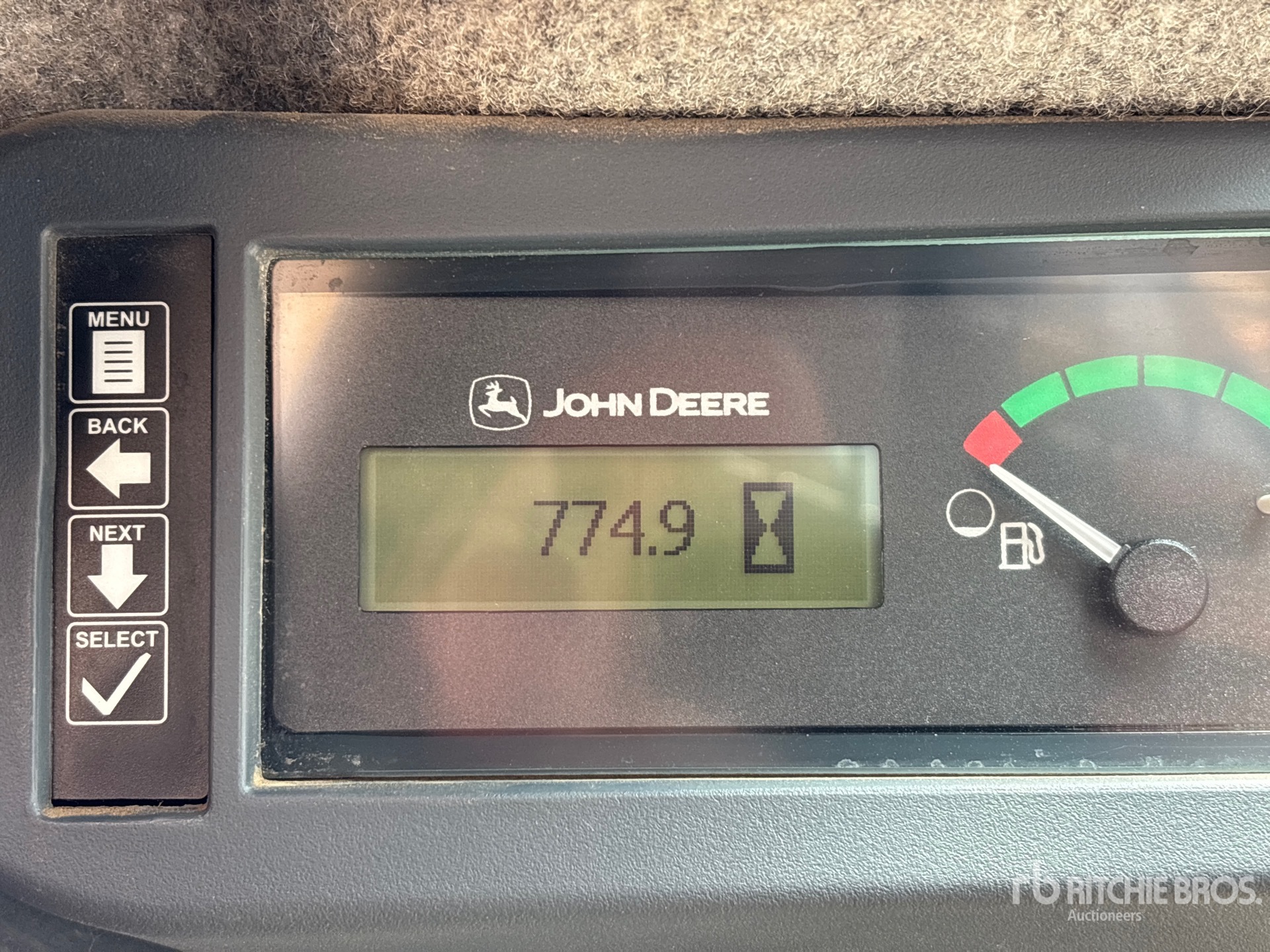2019 John Deere 317G