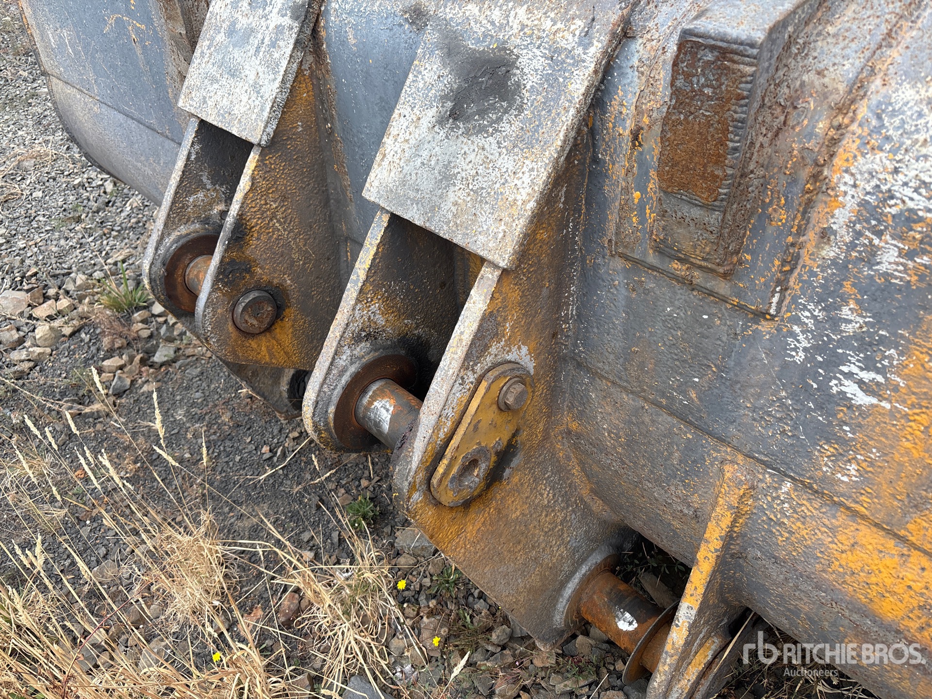Caterpillar 132 in - Fits Cat 980G