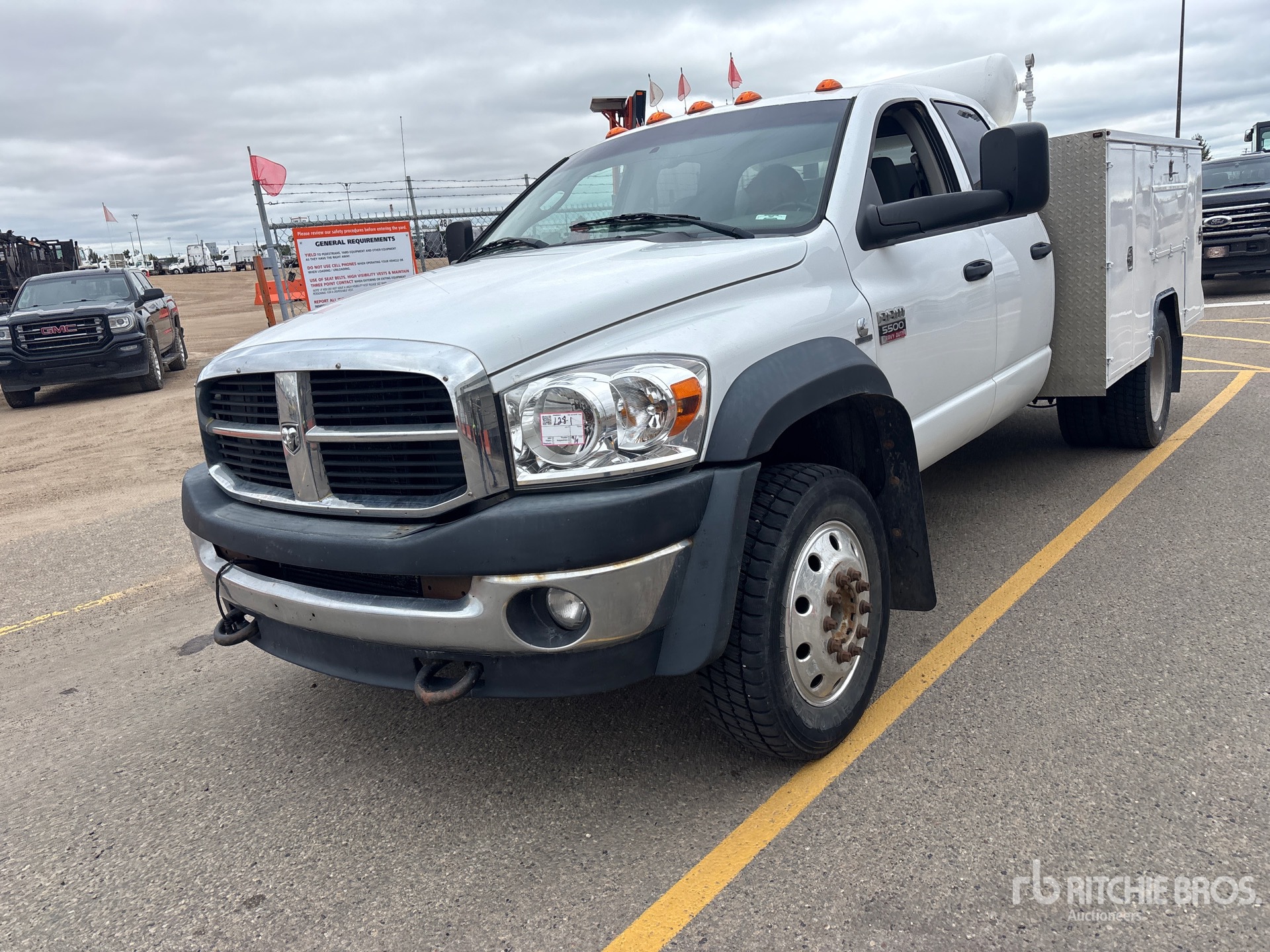Photo of 2009 Dodge RAM 5500