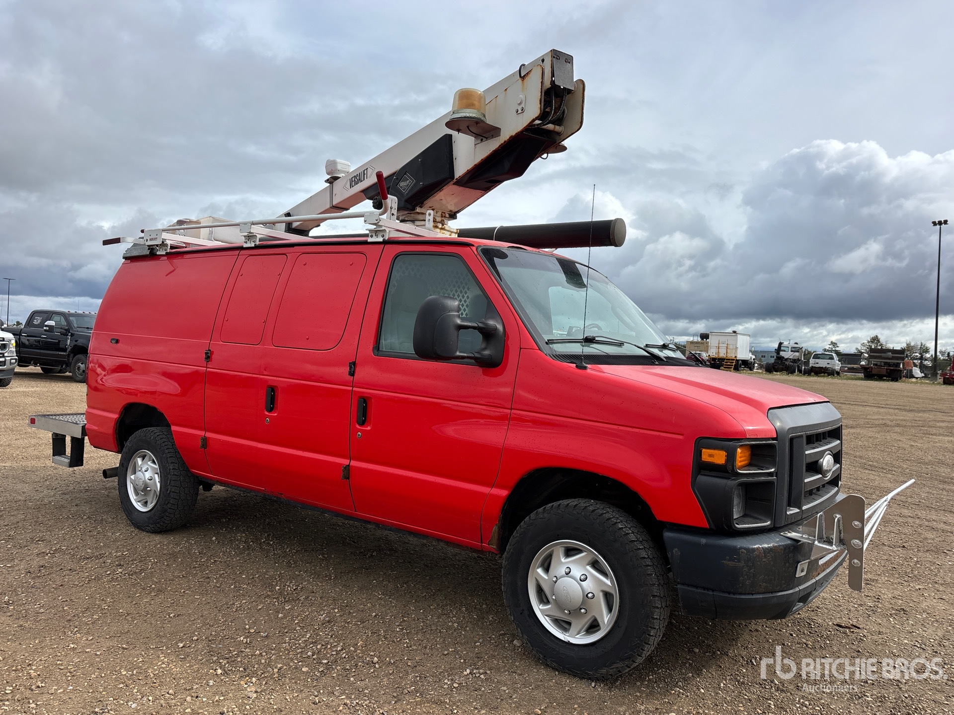 2014 Ford ECONOLINE E-350