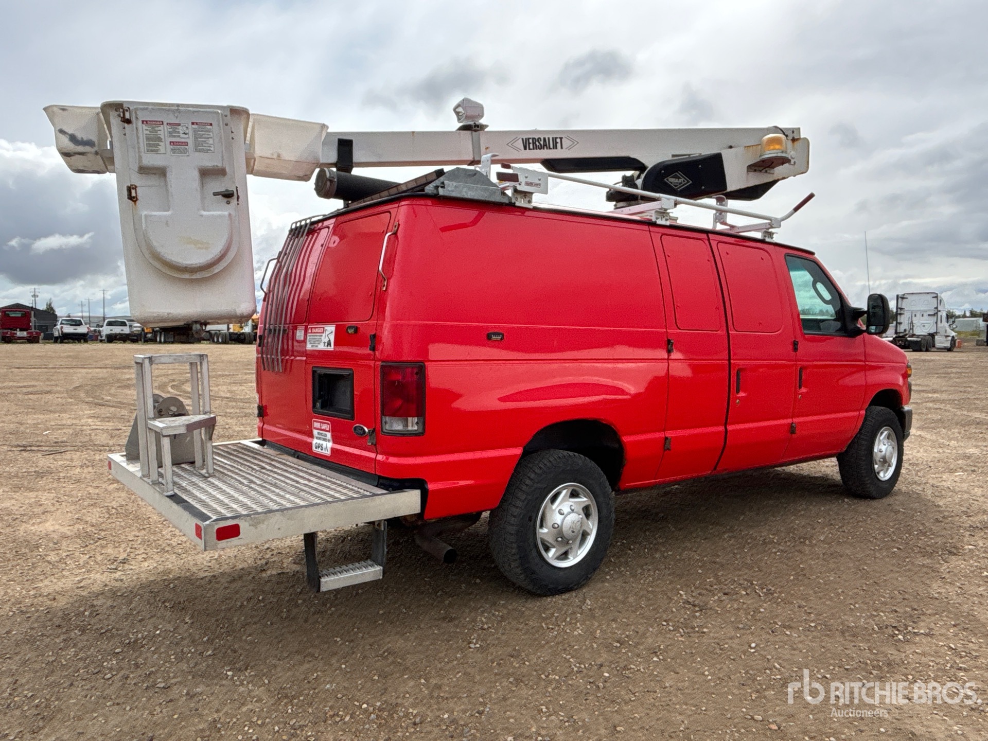 2014 Ford ECONOLINE E-350