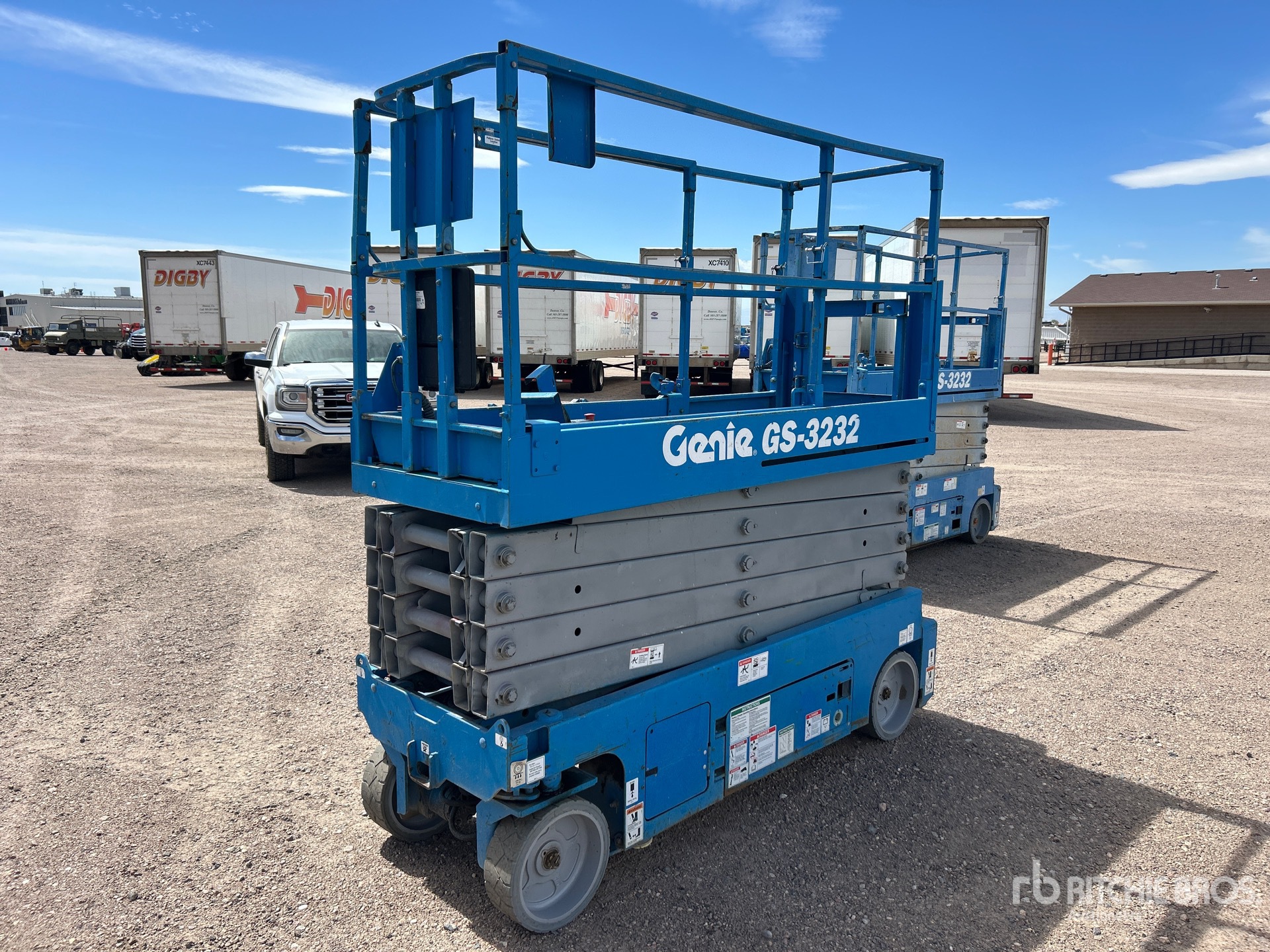 Photo of 2015 Genie GS-3232