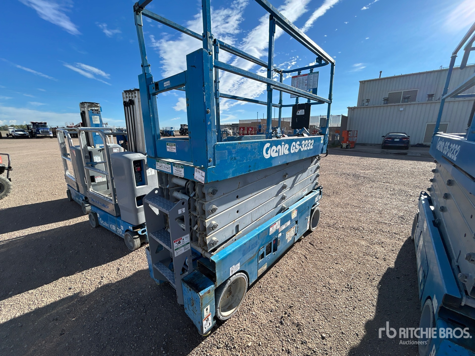 2014 Genie GS-3232
