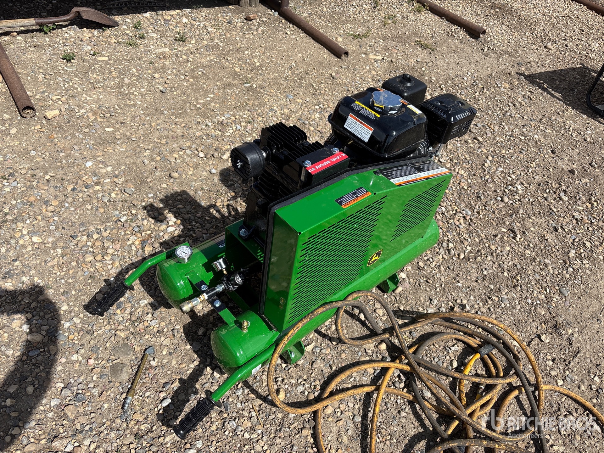 John Deere AC1-8GH