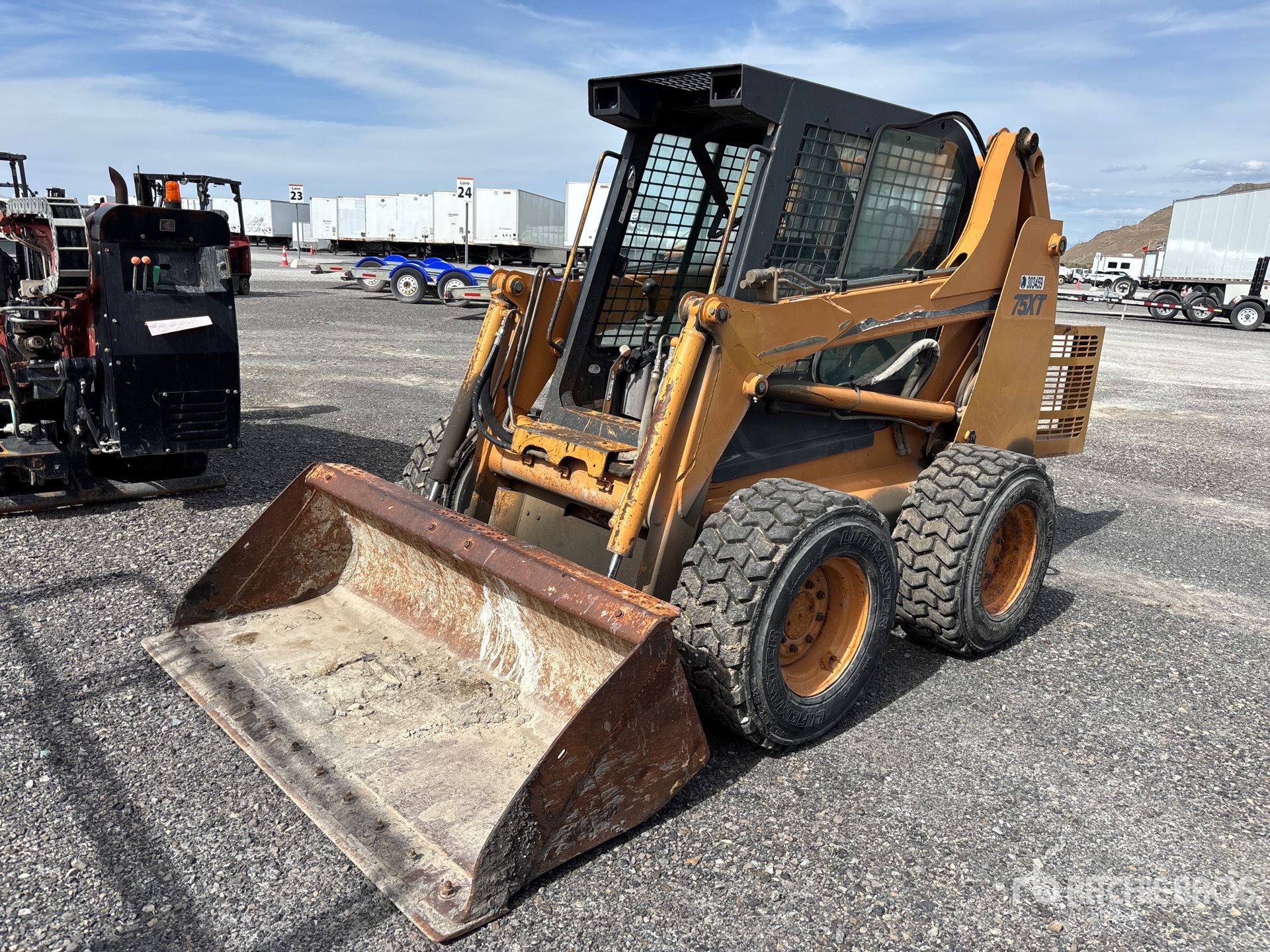 Photo of 2004 Case 75XT