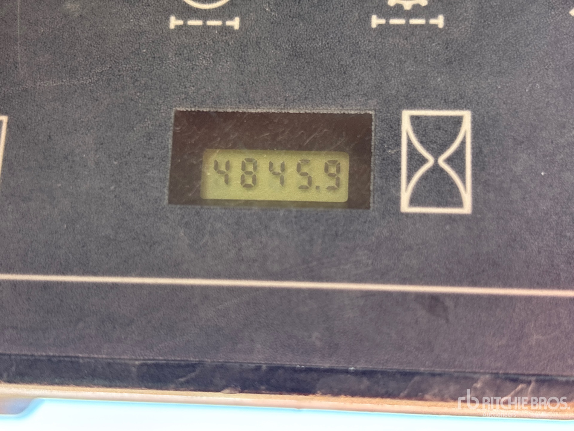 2004 Case 75XT