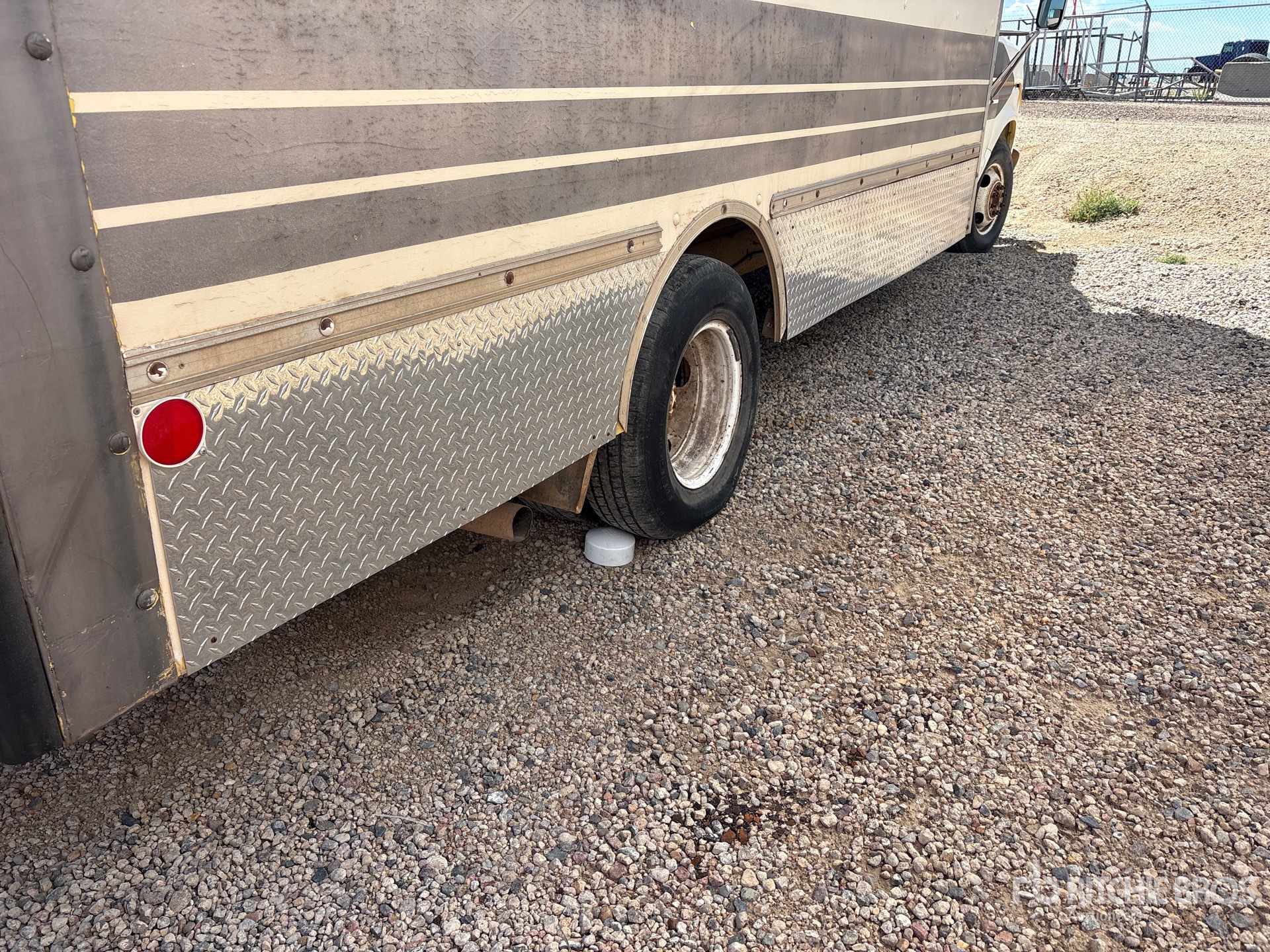 1990 Ford E-350