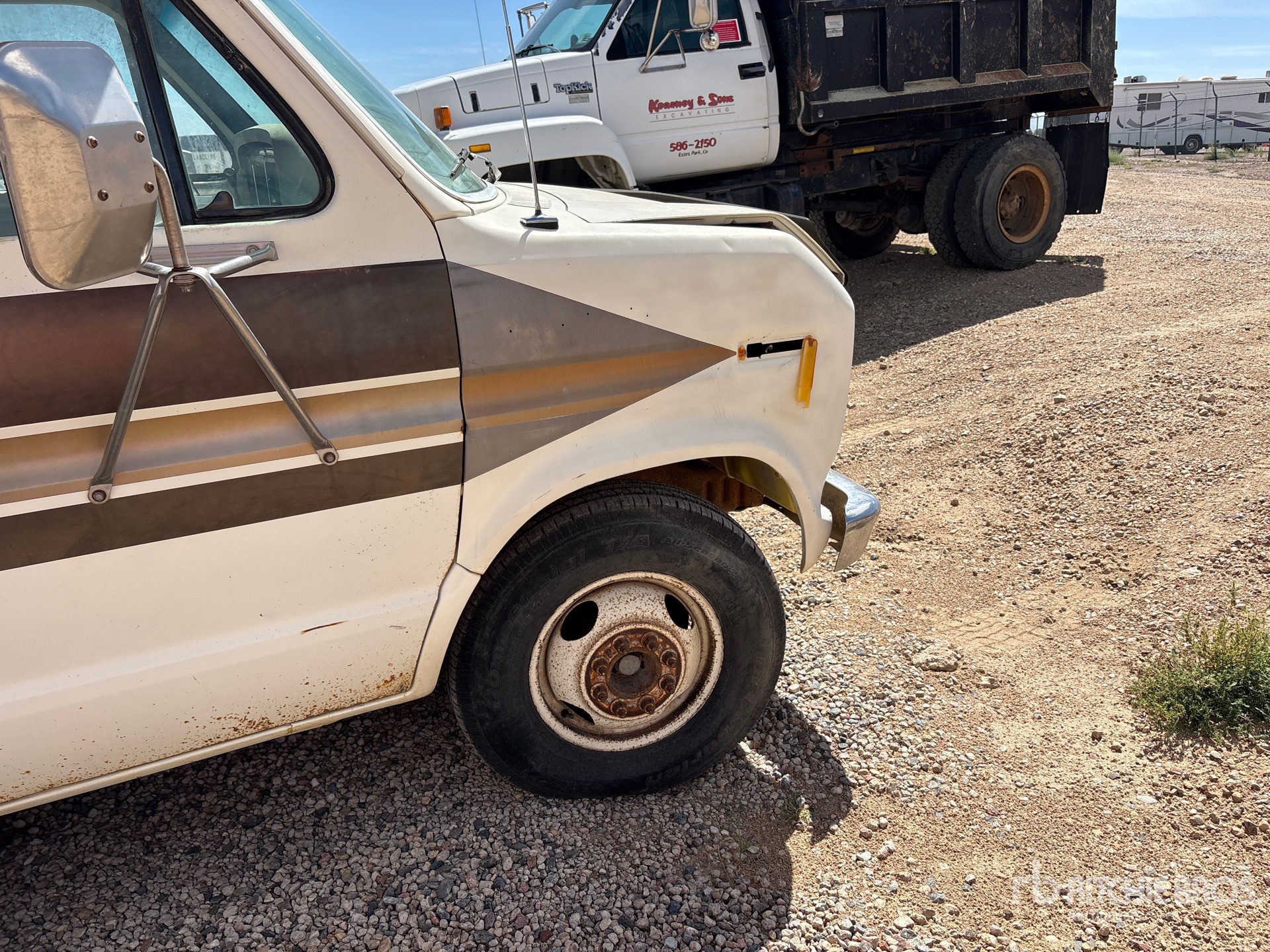 1990 Ford E-350