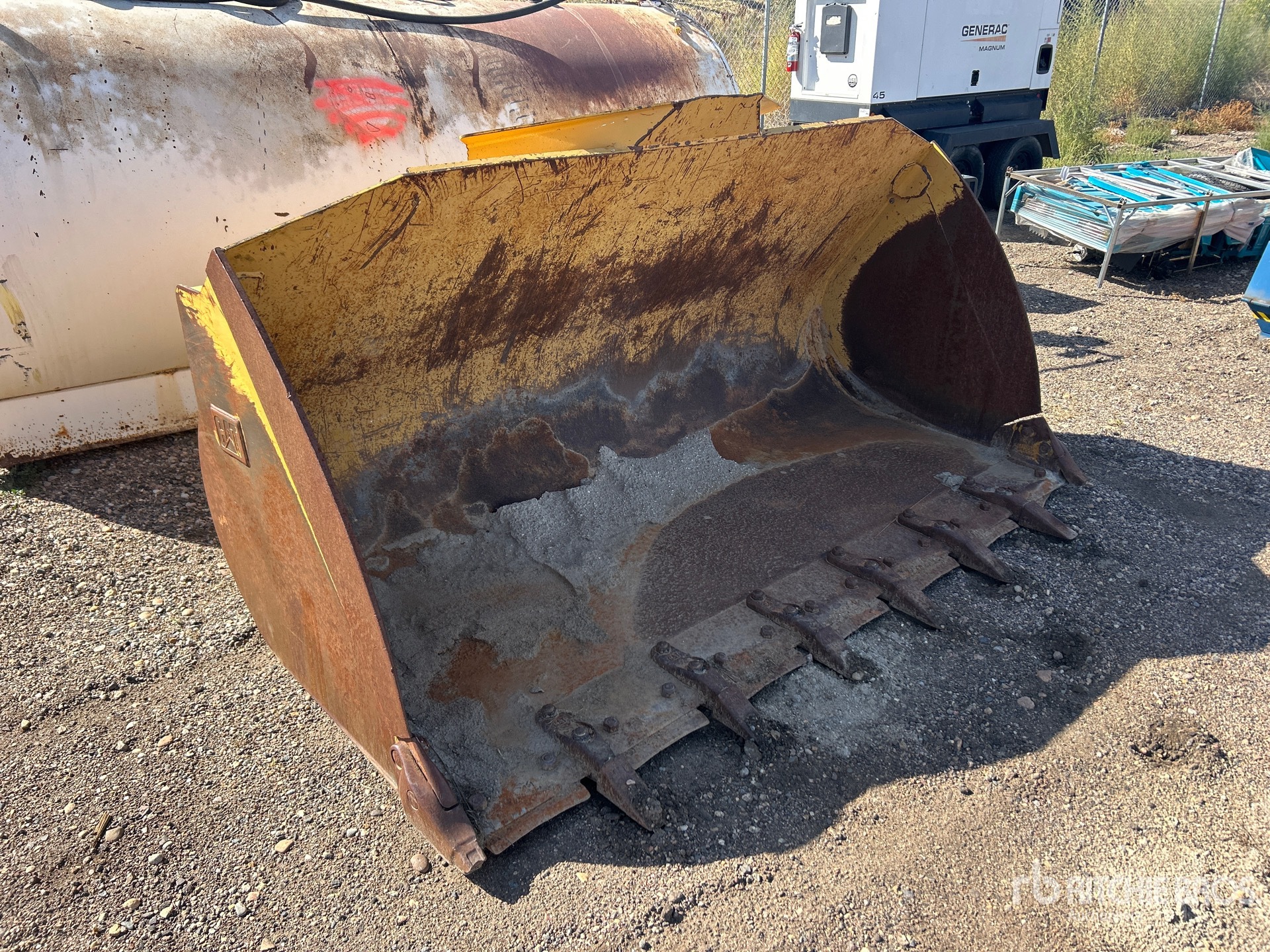 Caterpillar 107 in 3.8 cyd General Purpose  ...