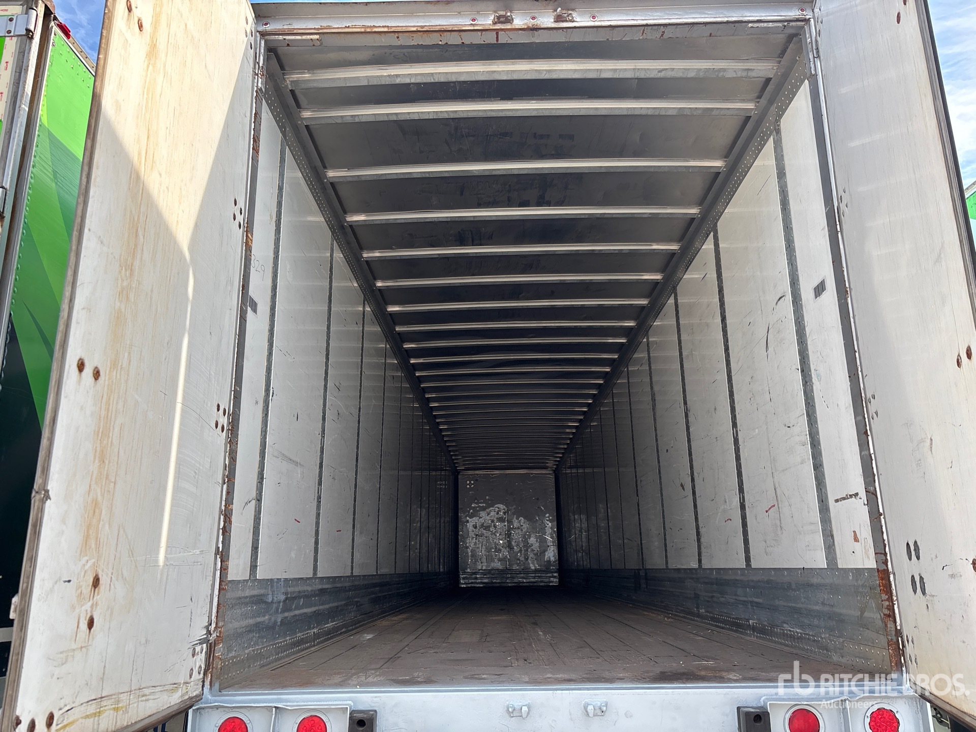 2022 Atro 53 FT X 102 IN T/A