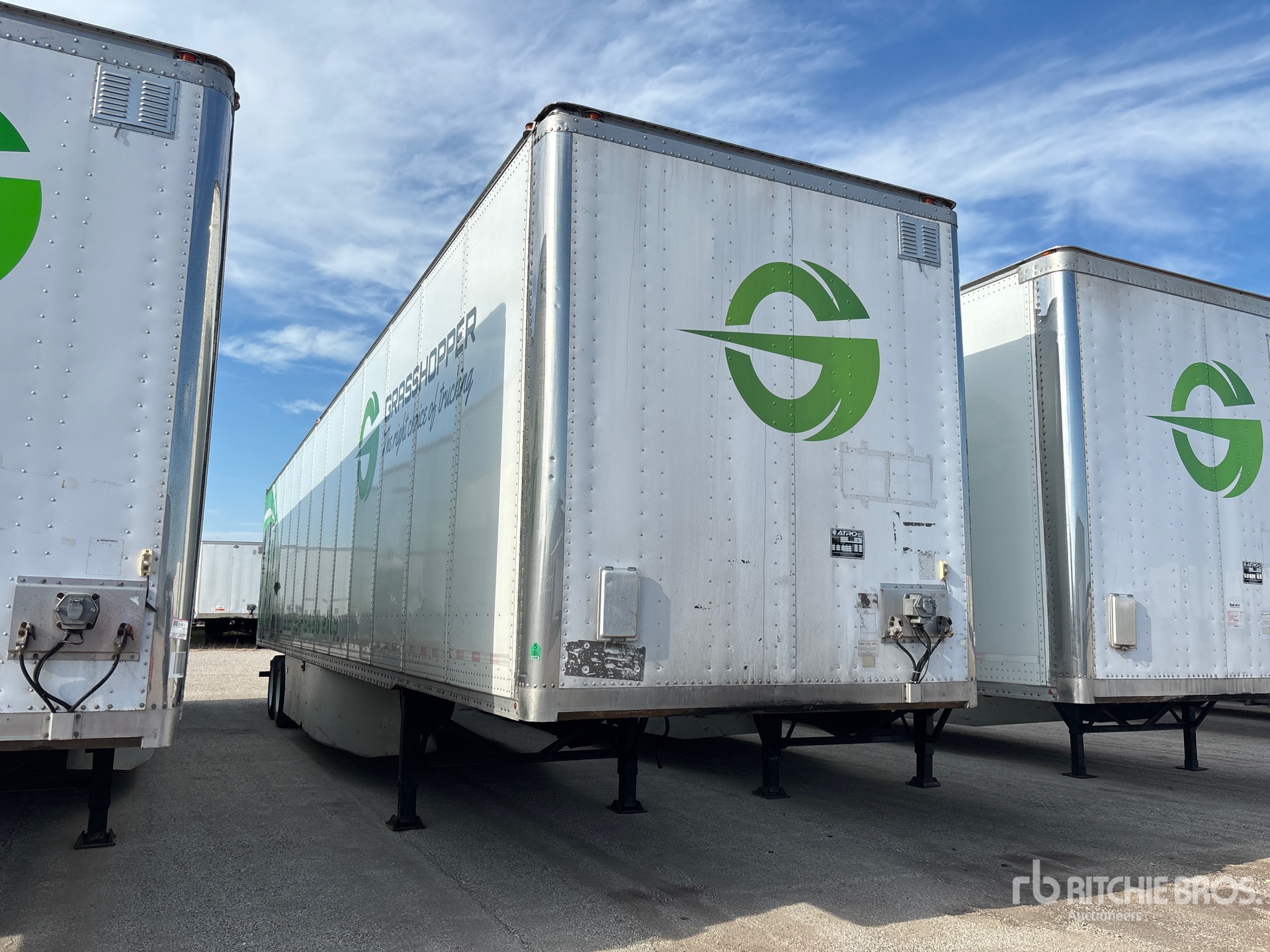 2022 Atro 53 FT X 102 IN T/A
