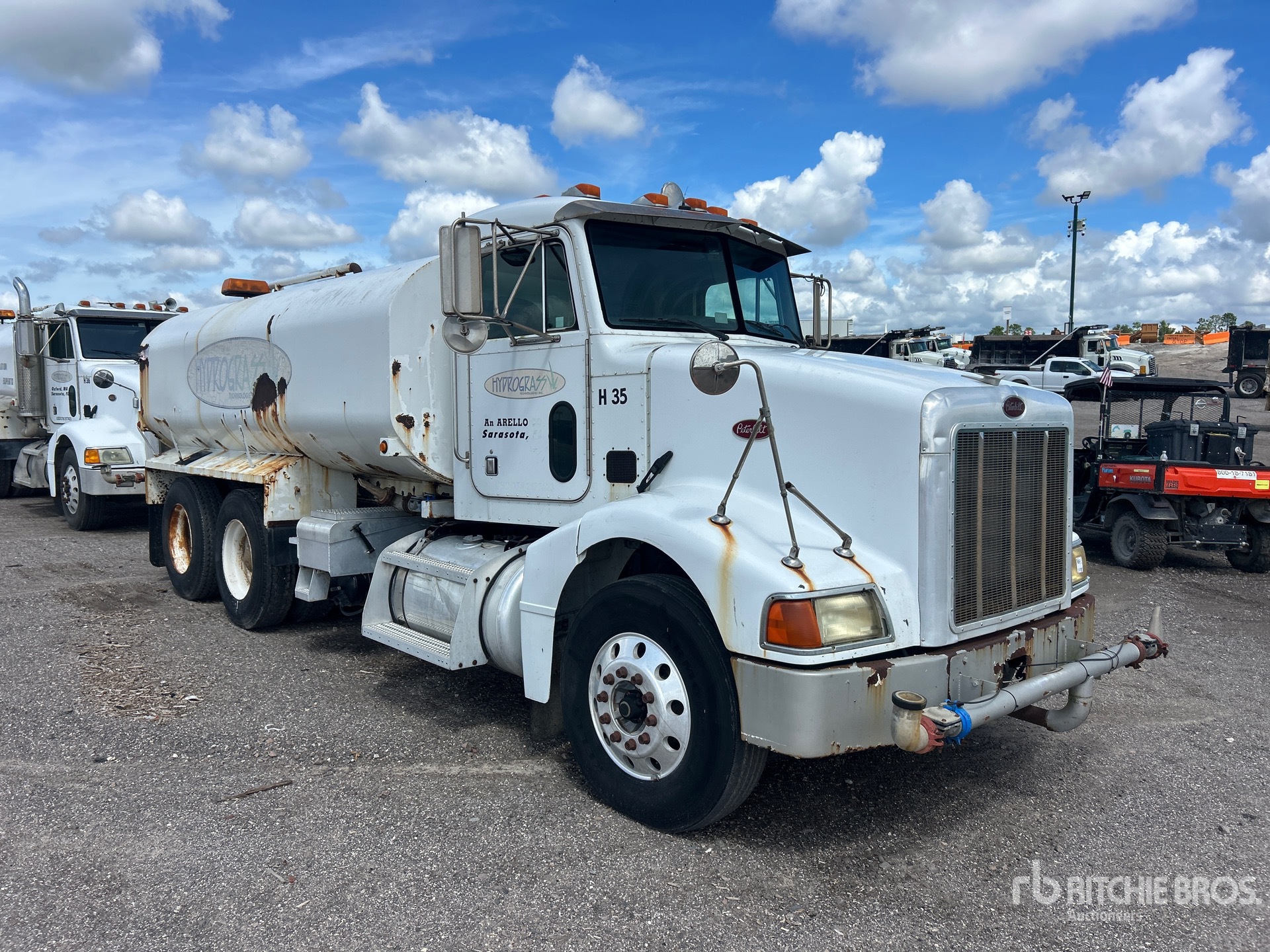 2004 Peterbilt 385