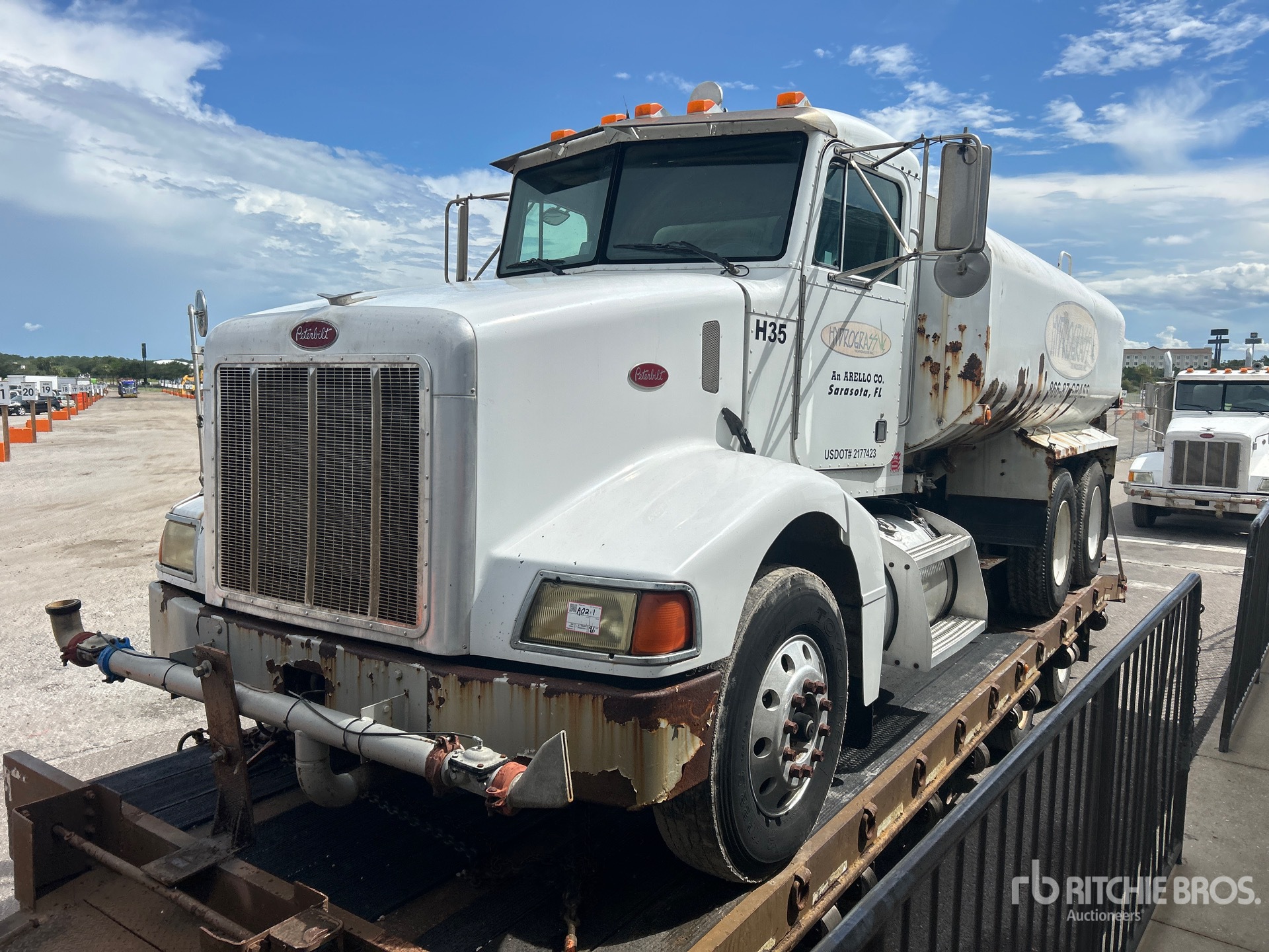 2004 Peterbilt 385