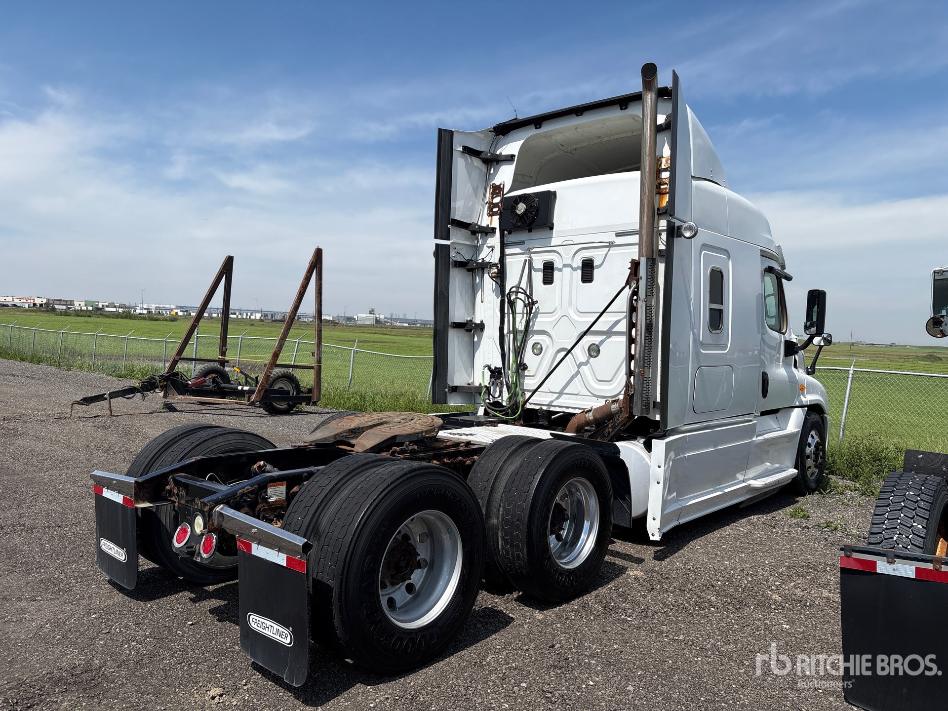 2014 Freightliner CASCADIA 125