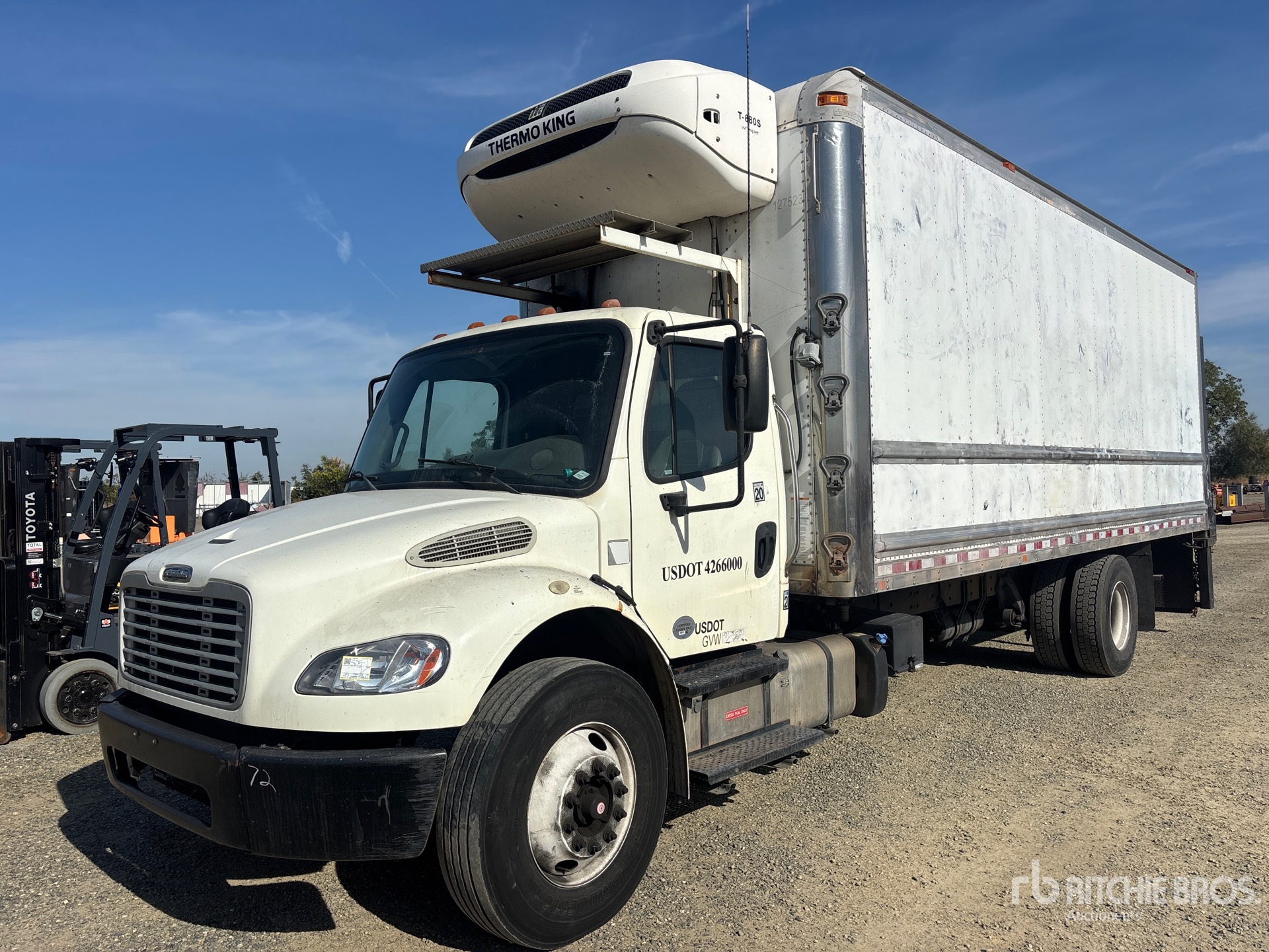 2016 Freightliner M2 106
