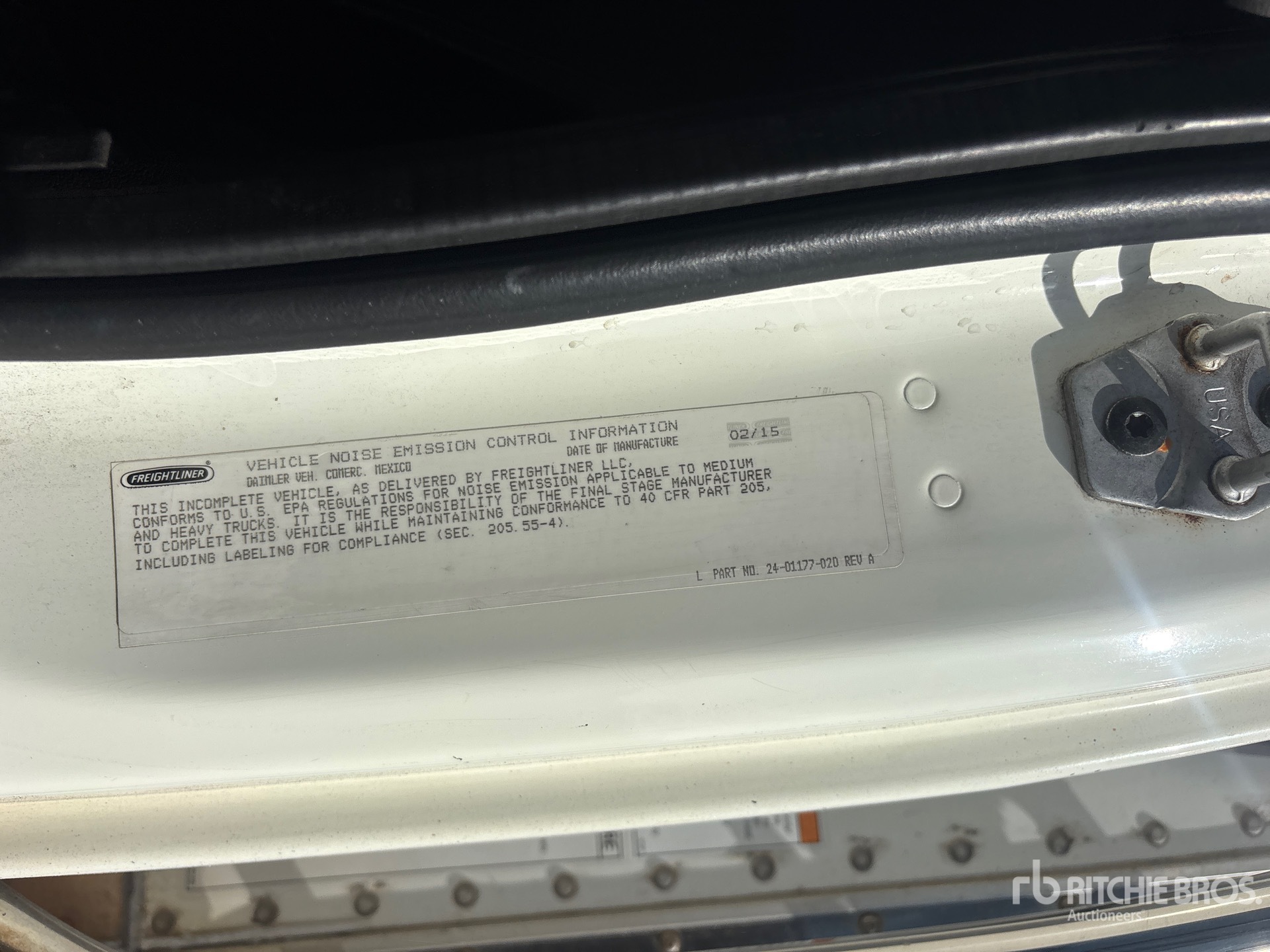 2016 Freightliner M2 106