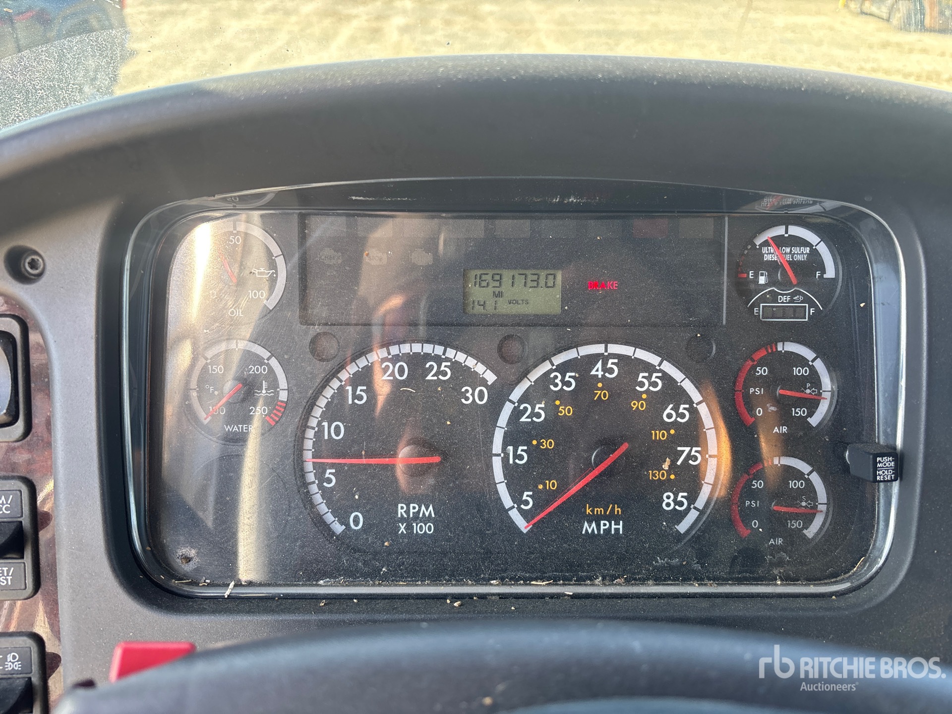 2016 Freightliner M2 106