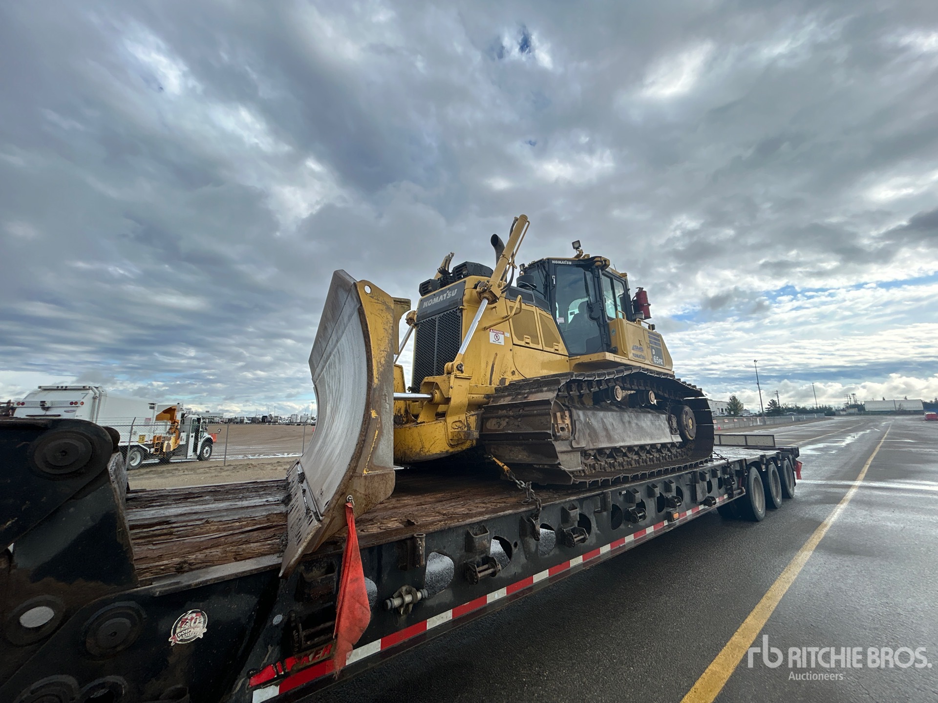 2019 Komatsu D65PX-18
