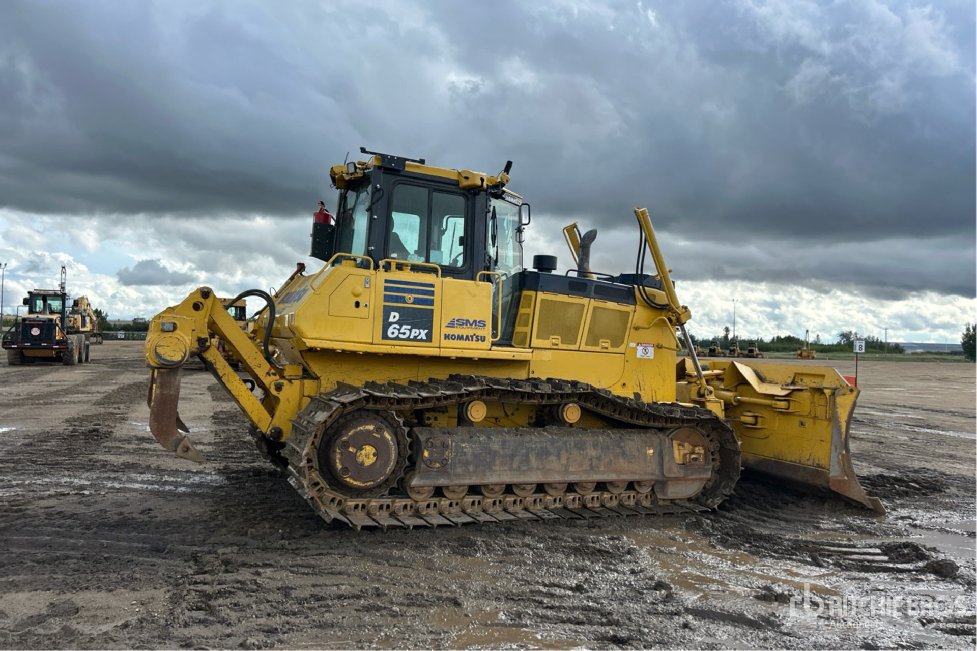 2019 Komatsu D65PX-18