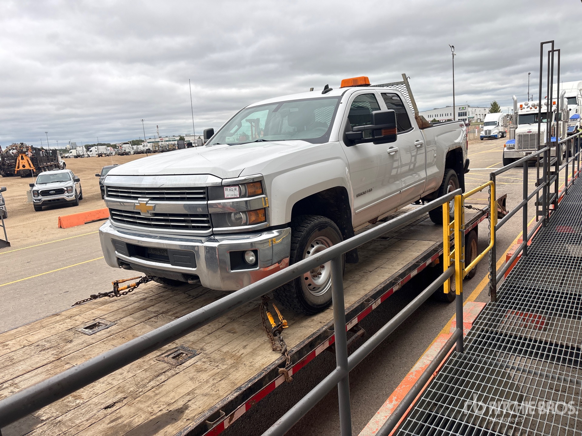 Photo of 2015 Chevrolet 2500