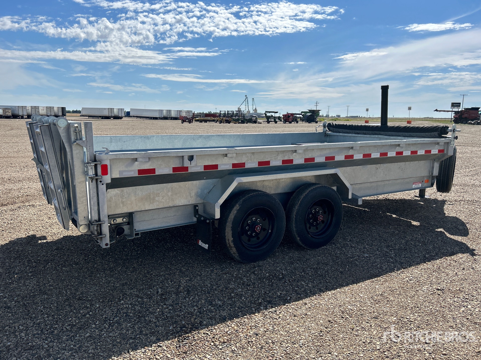 2025 Brandt UBD916