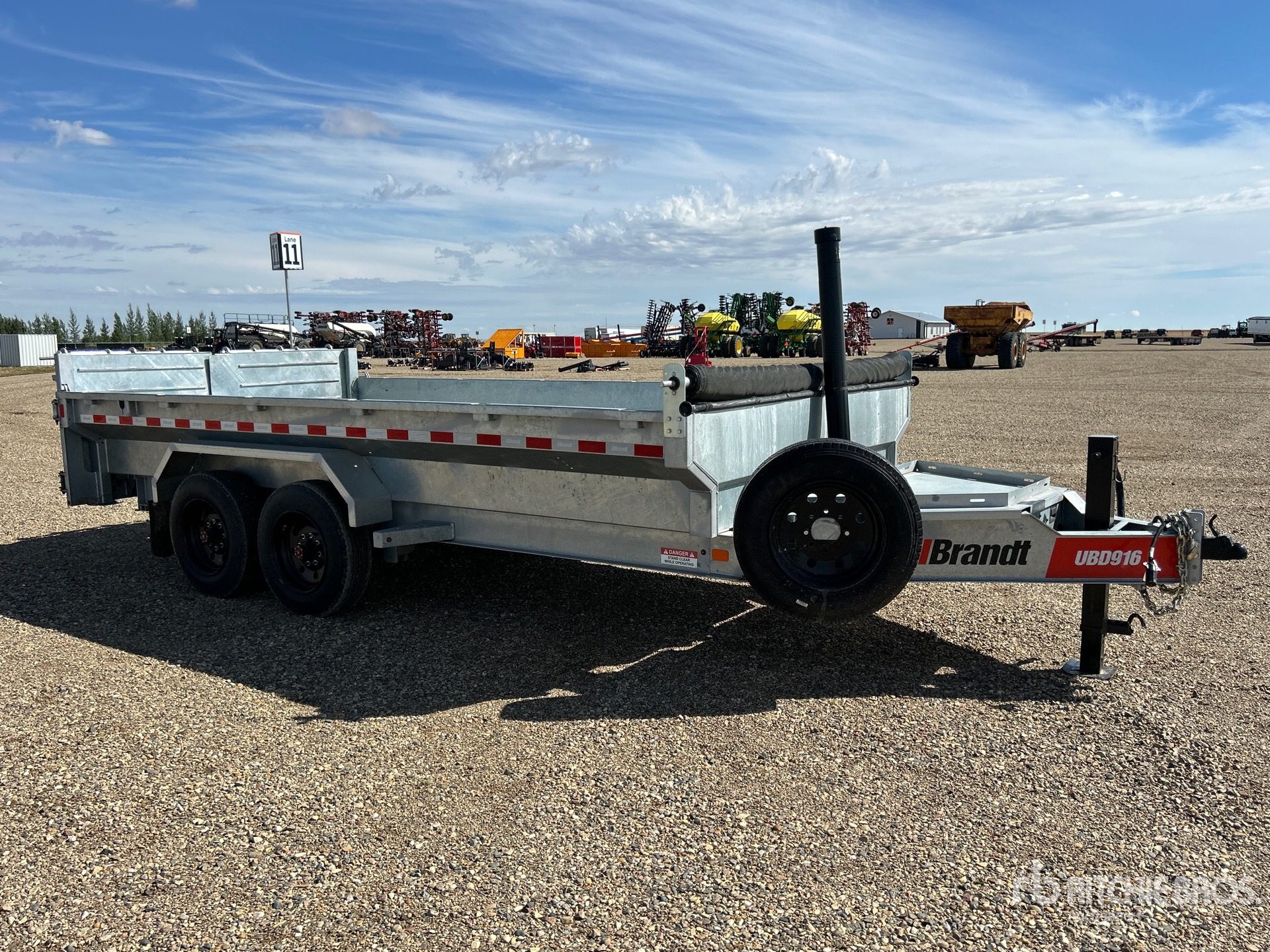 2025 Brandt UBD916