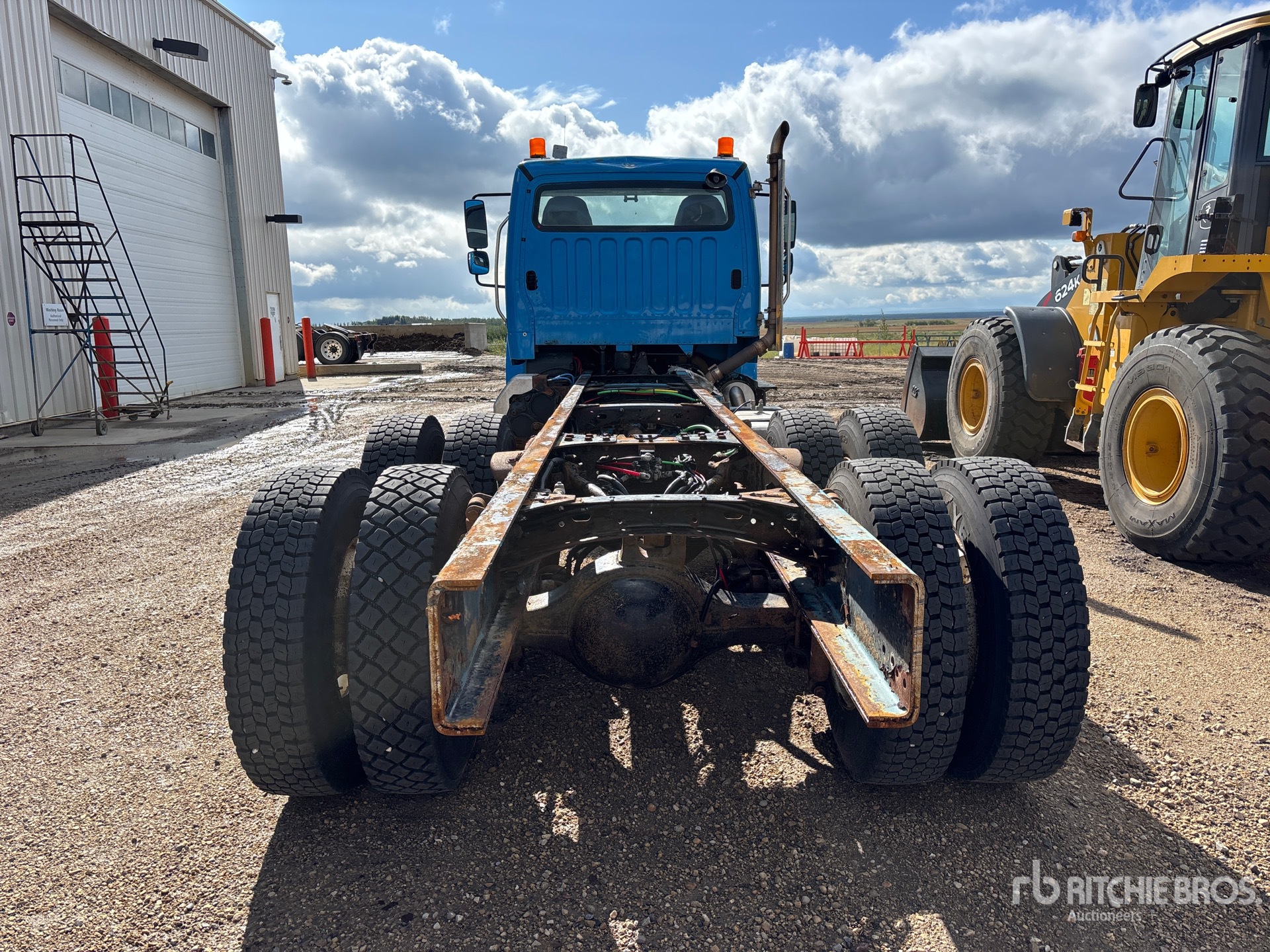 2015 Freightliner M2 106
