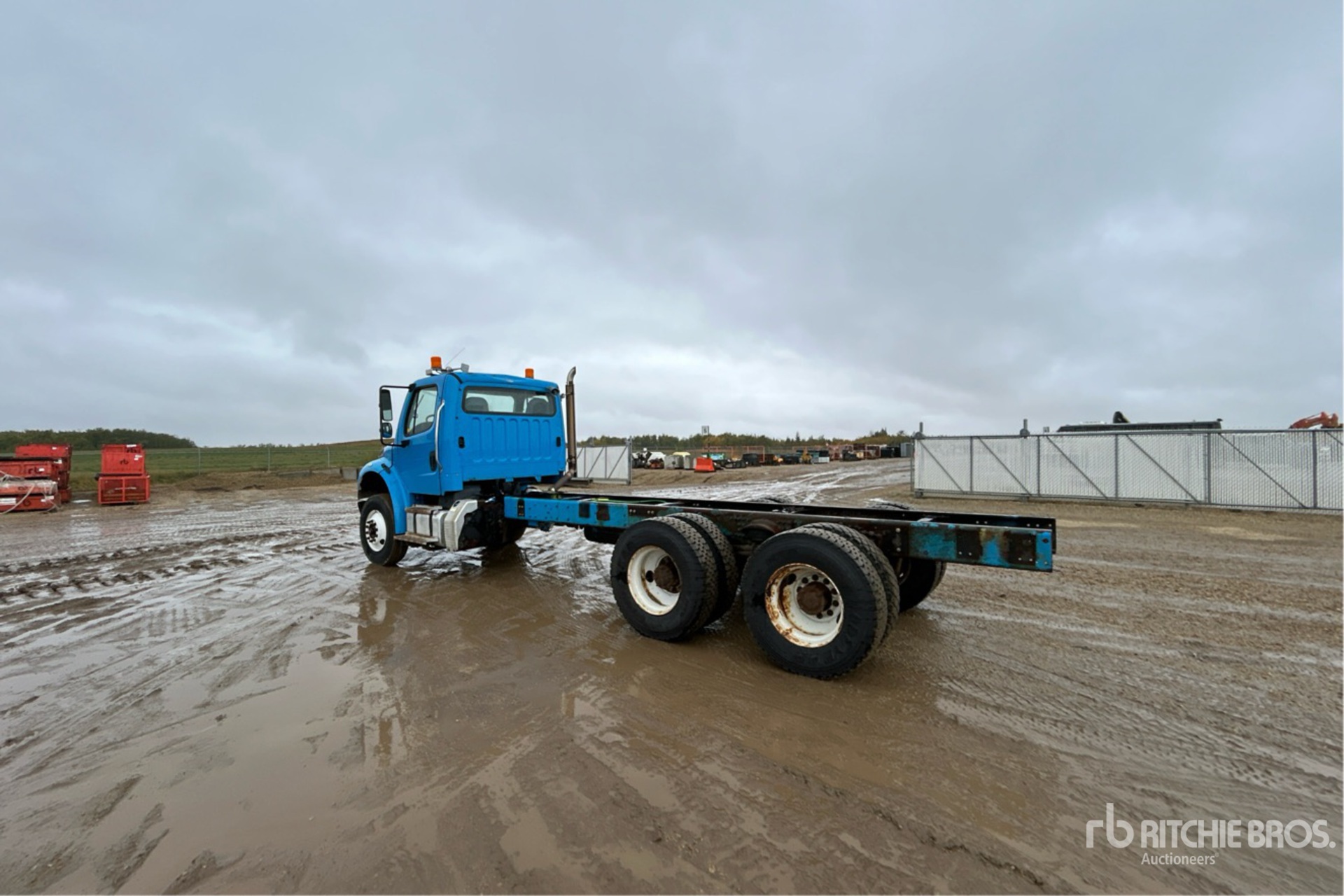 2015 Freightliner M2 106