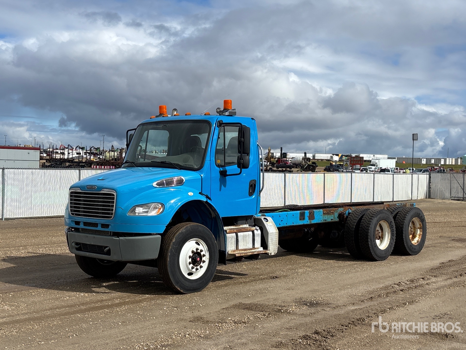 Photo of 2015 Freightliner M2 106