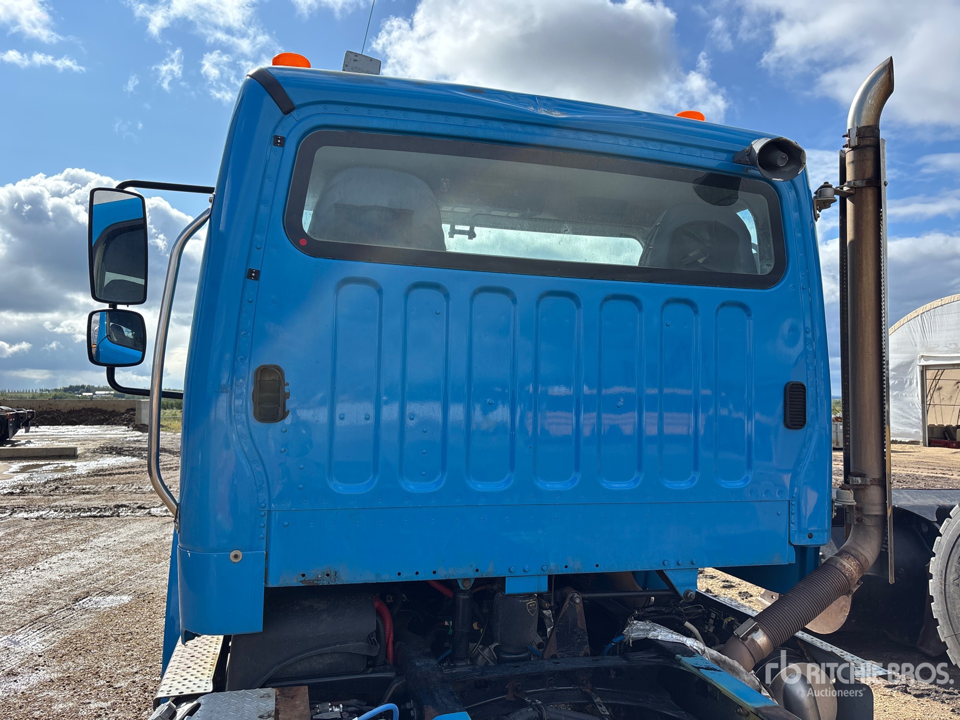2015 Freightliner M2 106