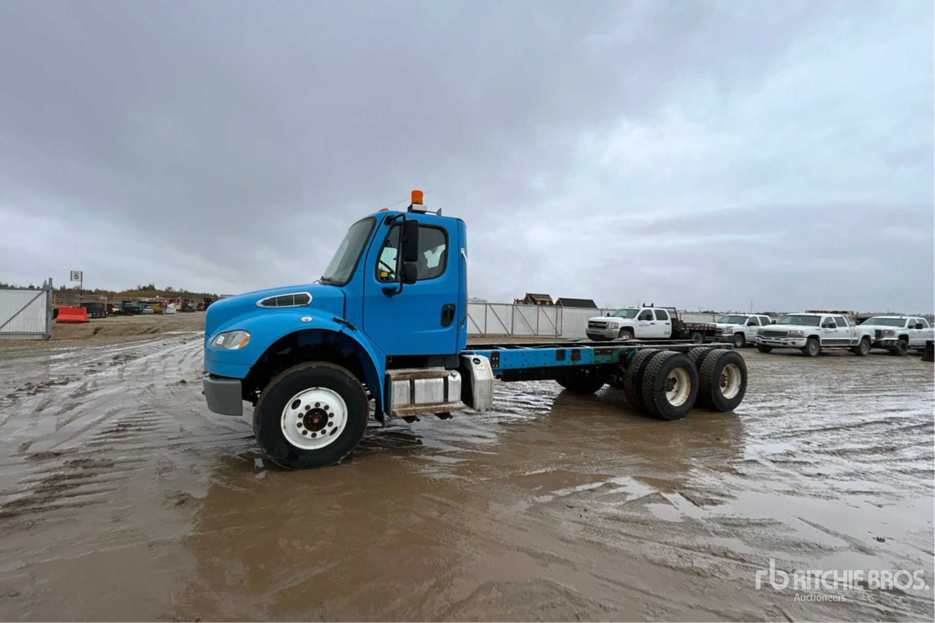 2015 Freightliner M2 106
