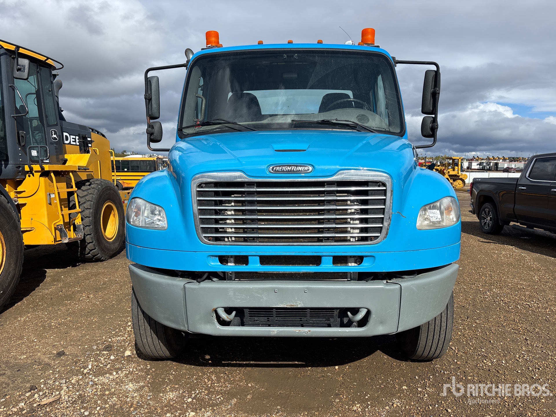 2015 Freightliner M2 106