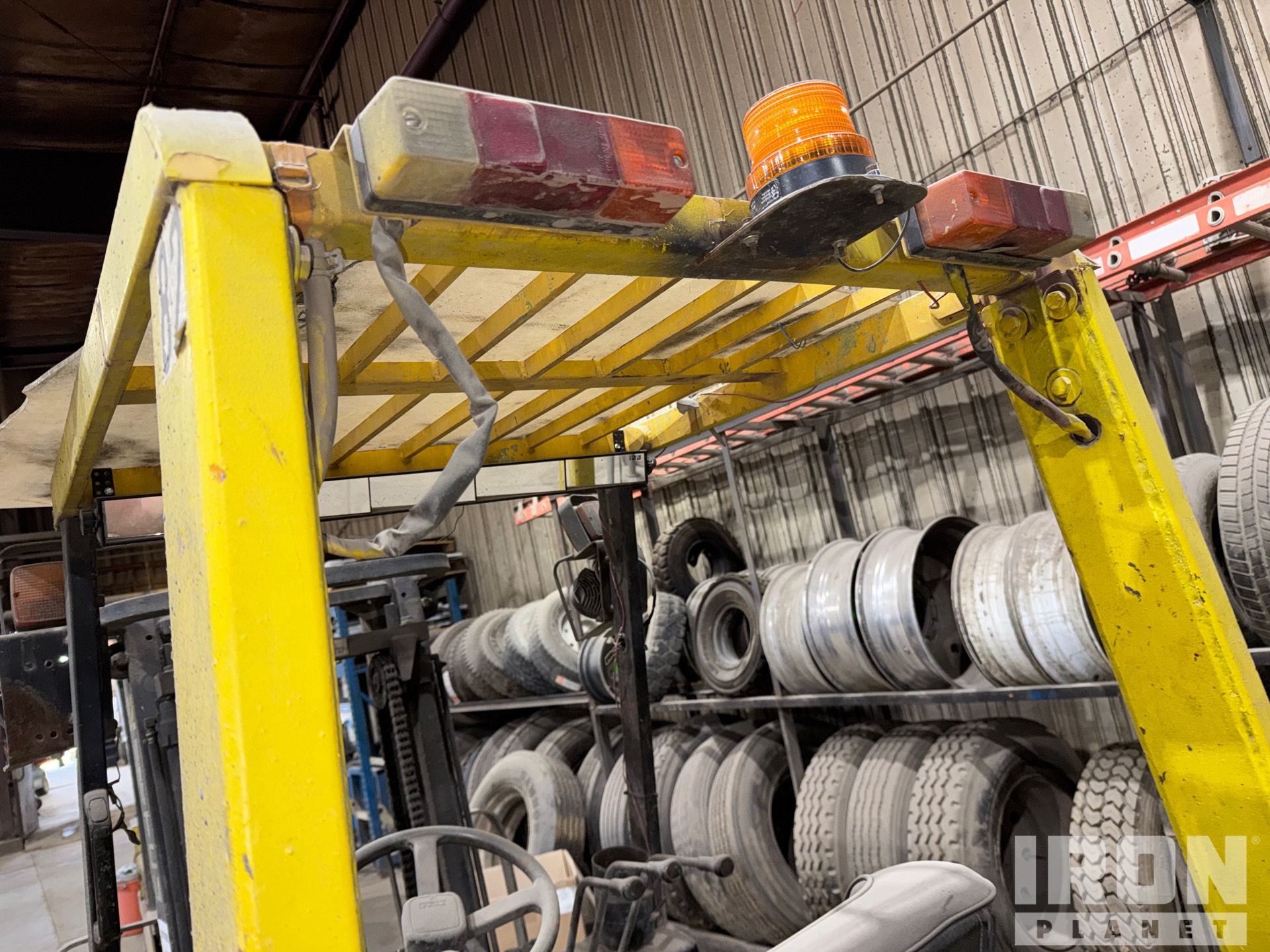 TCM 5000 LB CUSHION TIRE