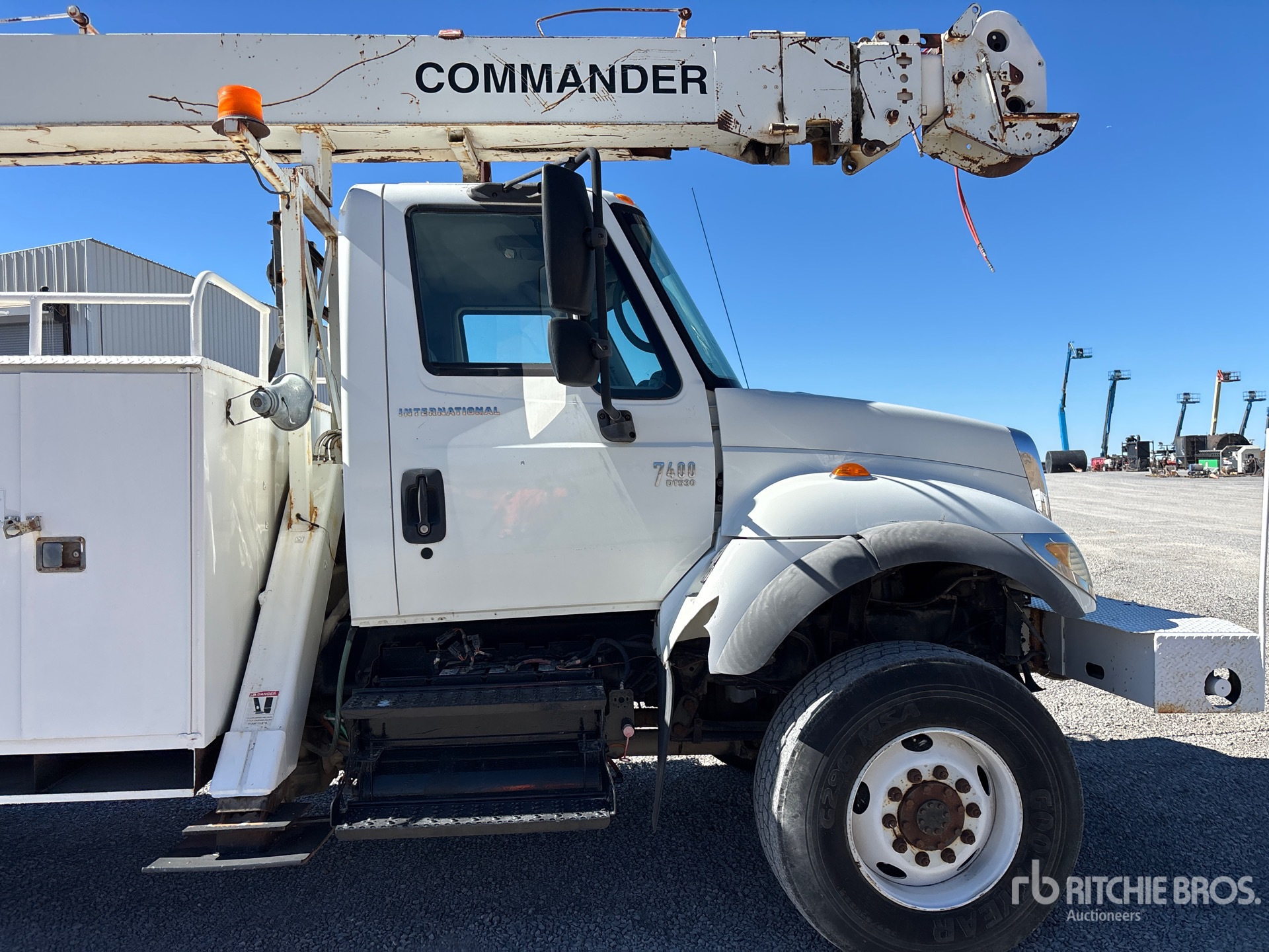 2003 International 7400