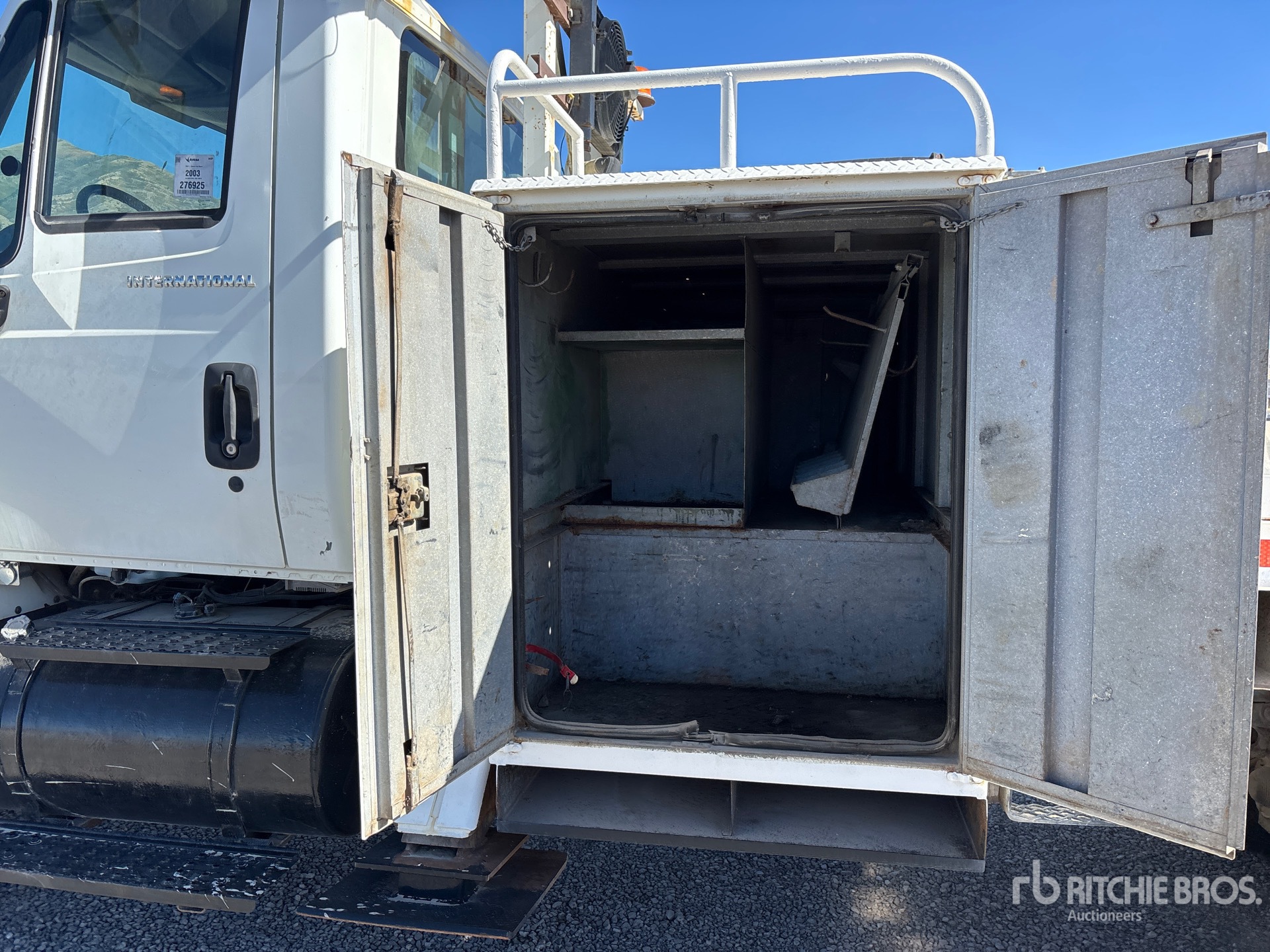 2003 International 7400