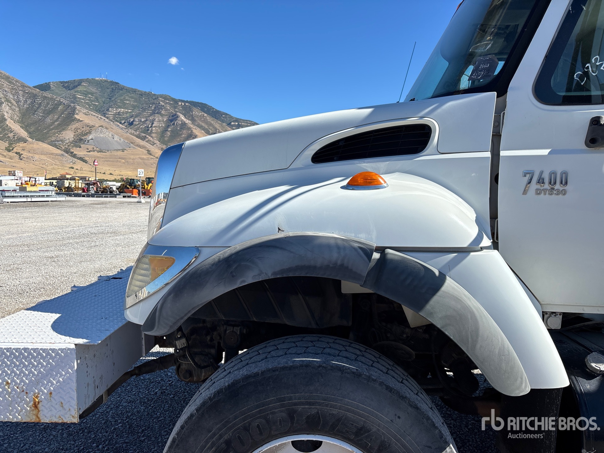 2003 International 7400