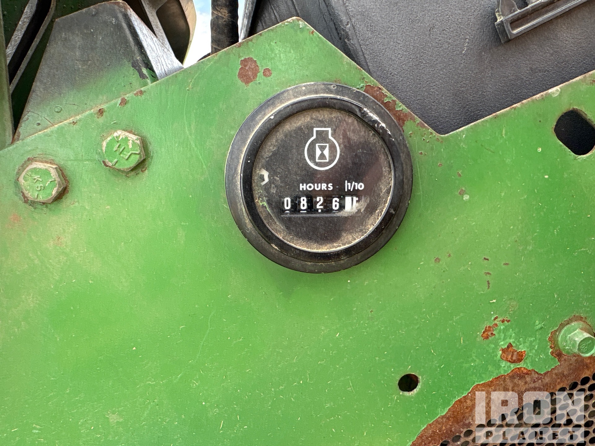 1983 John Deere 318