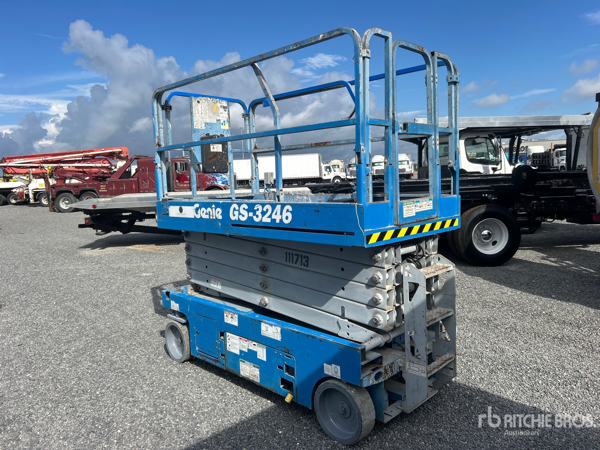 2013 Genie GS3246