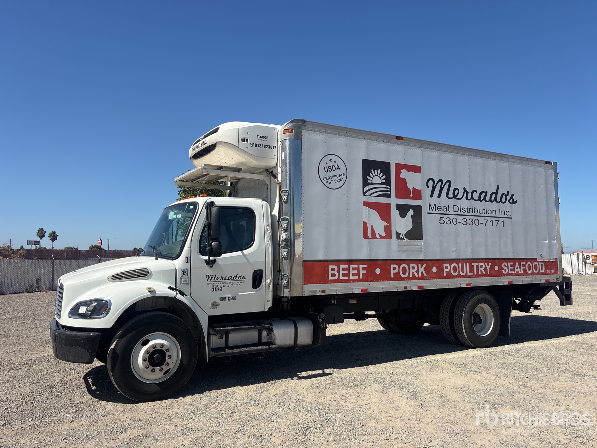 Photo of 2015 Freightliner M2 106